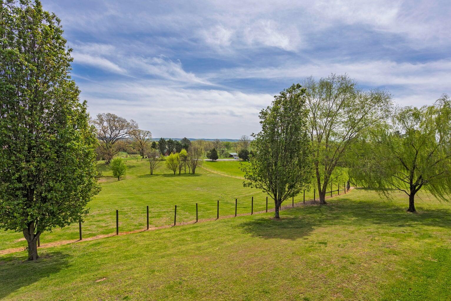 410 Pioneer Trail