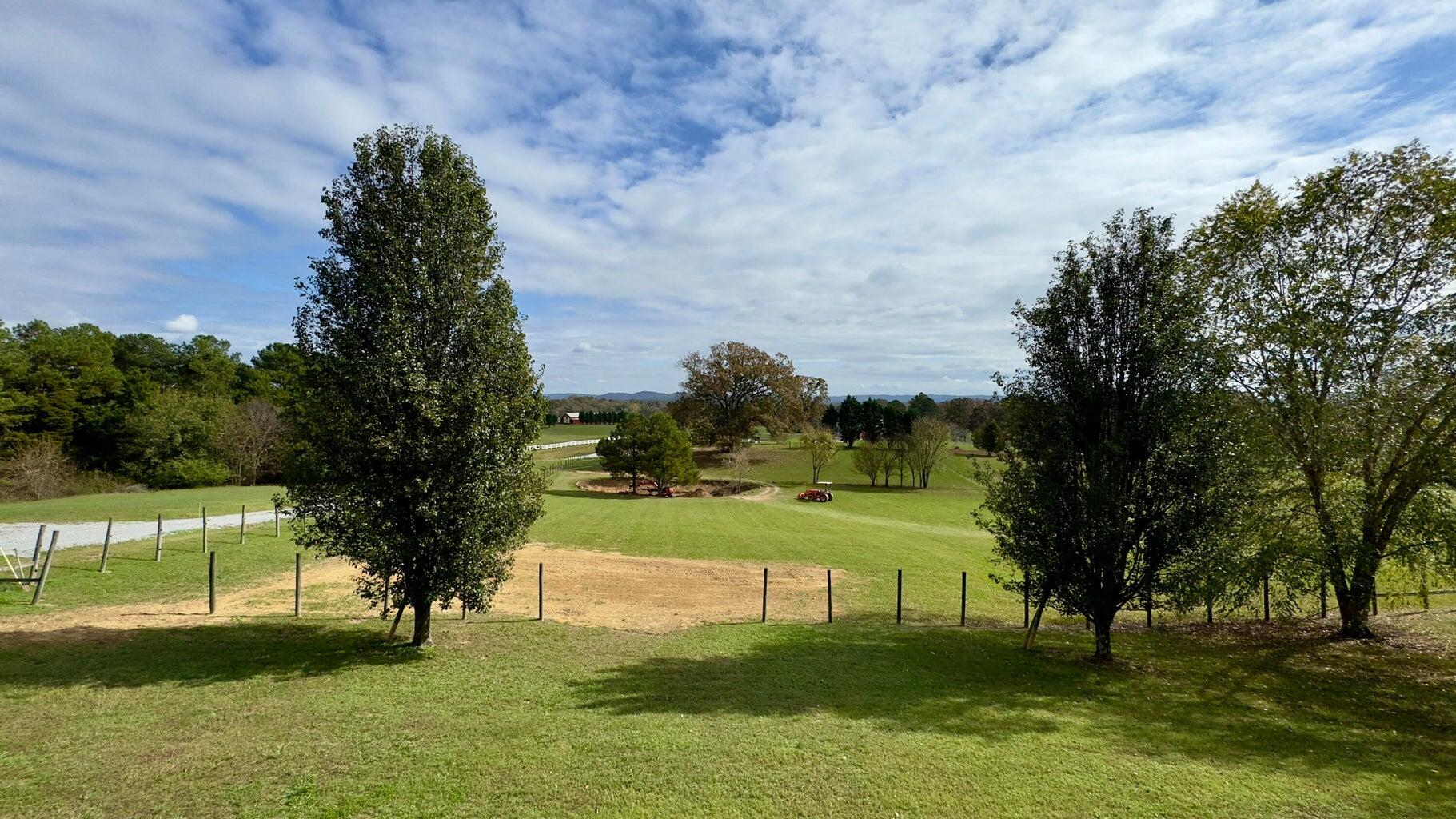 410 Pioneer Trail
