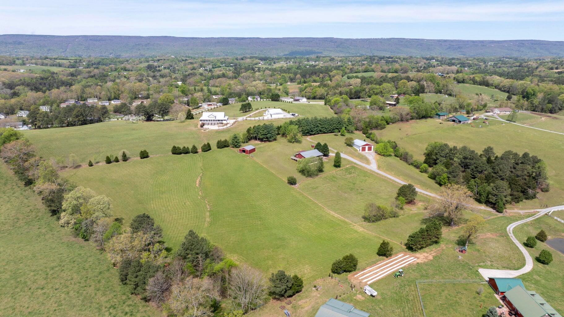 410 Pioneer Trail