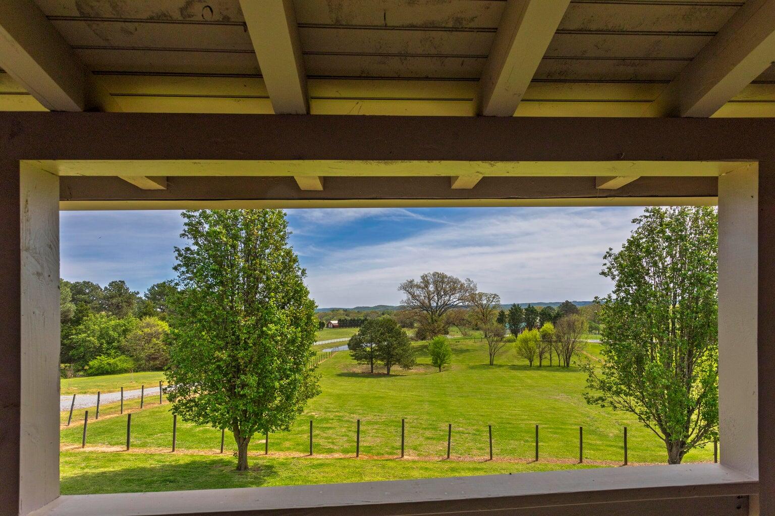 410 Pioneer Trail