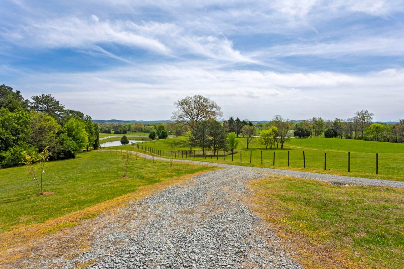 410 Pioneer Trail