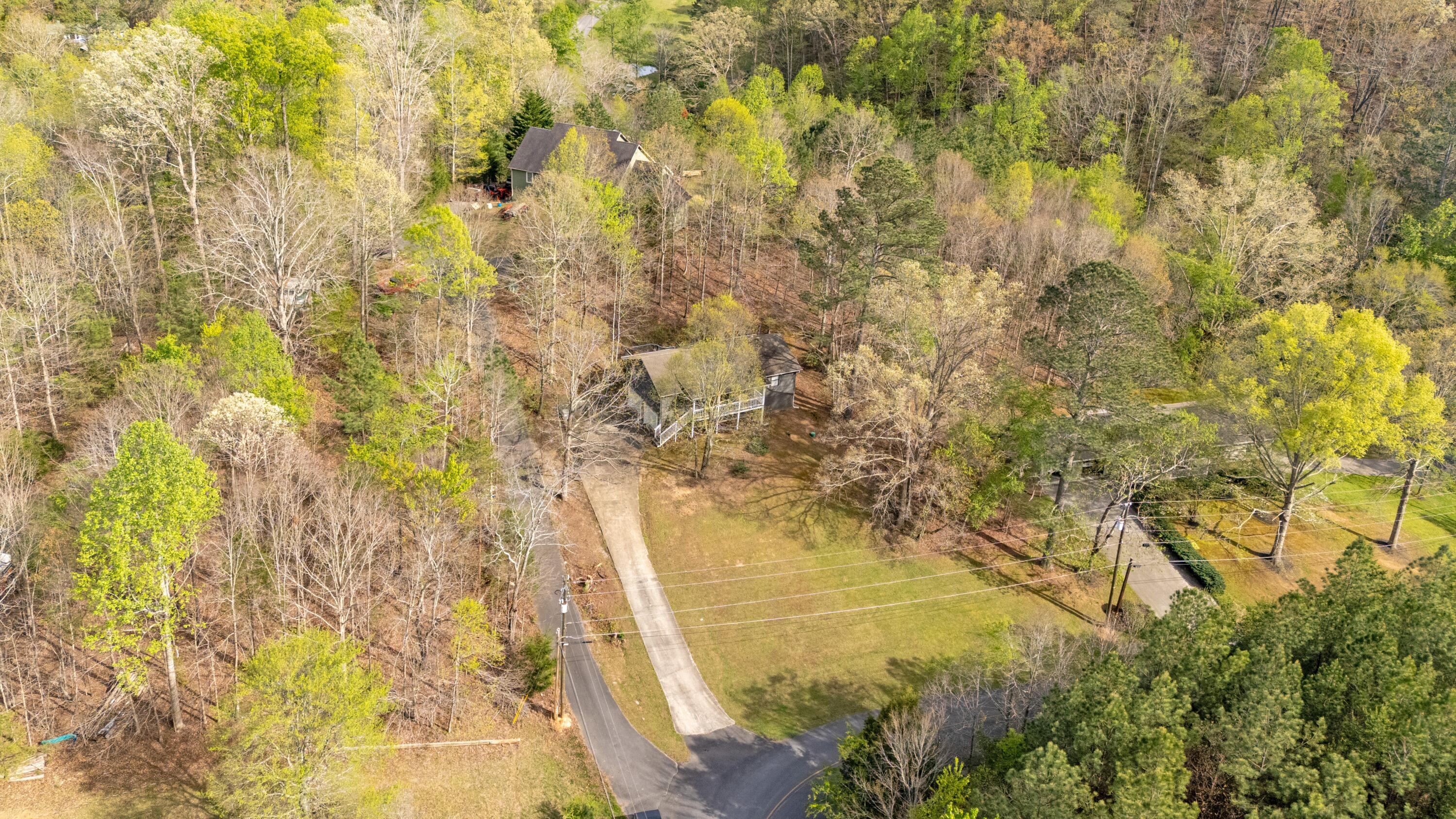 557 Bent Tree Drive NW