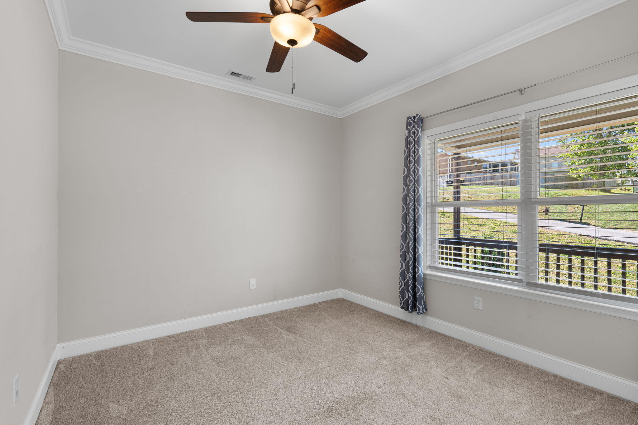 8315 Harvest Oak Lane