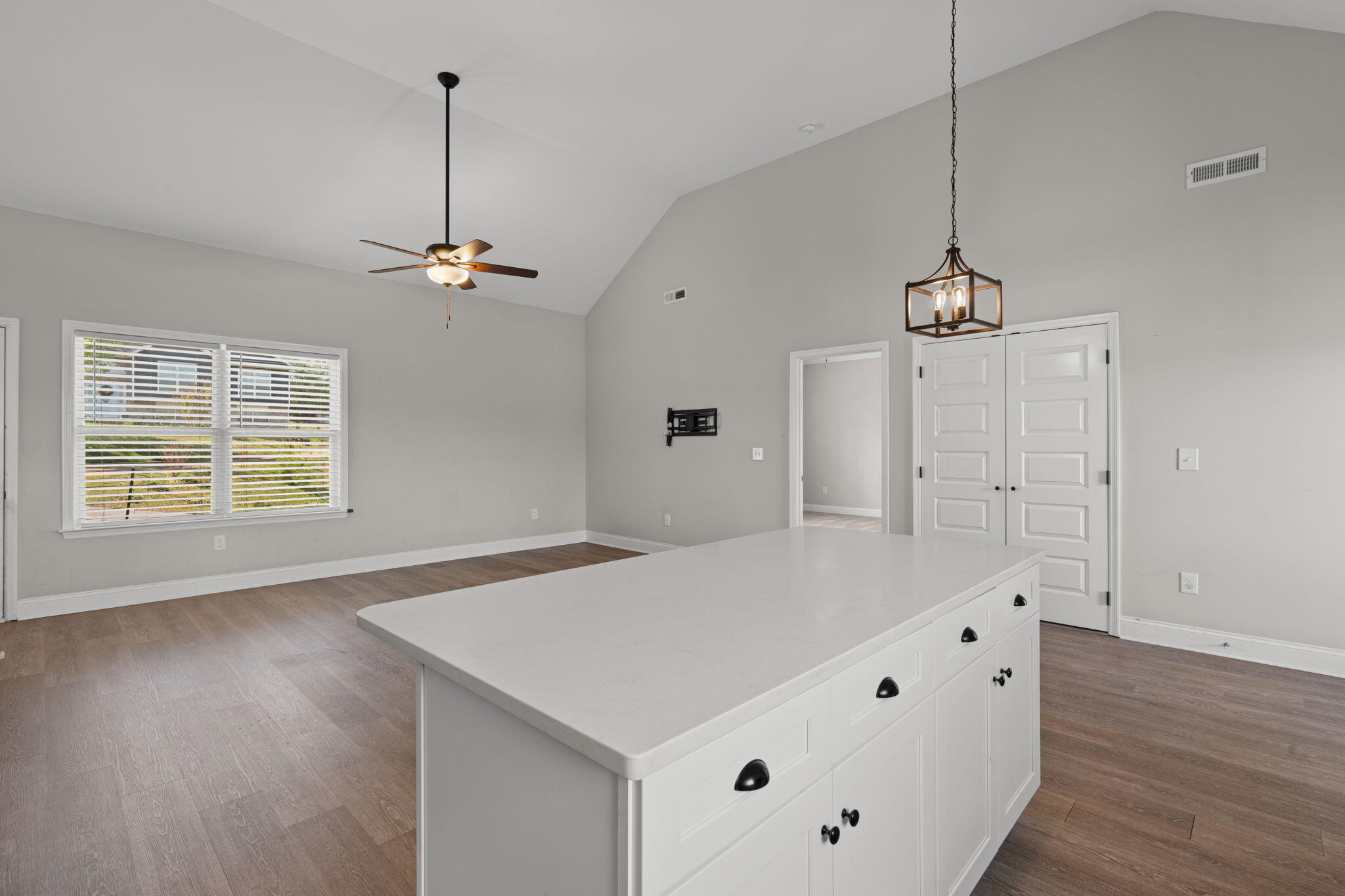 8315 Harvest Oak Lane