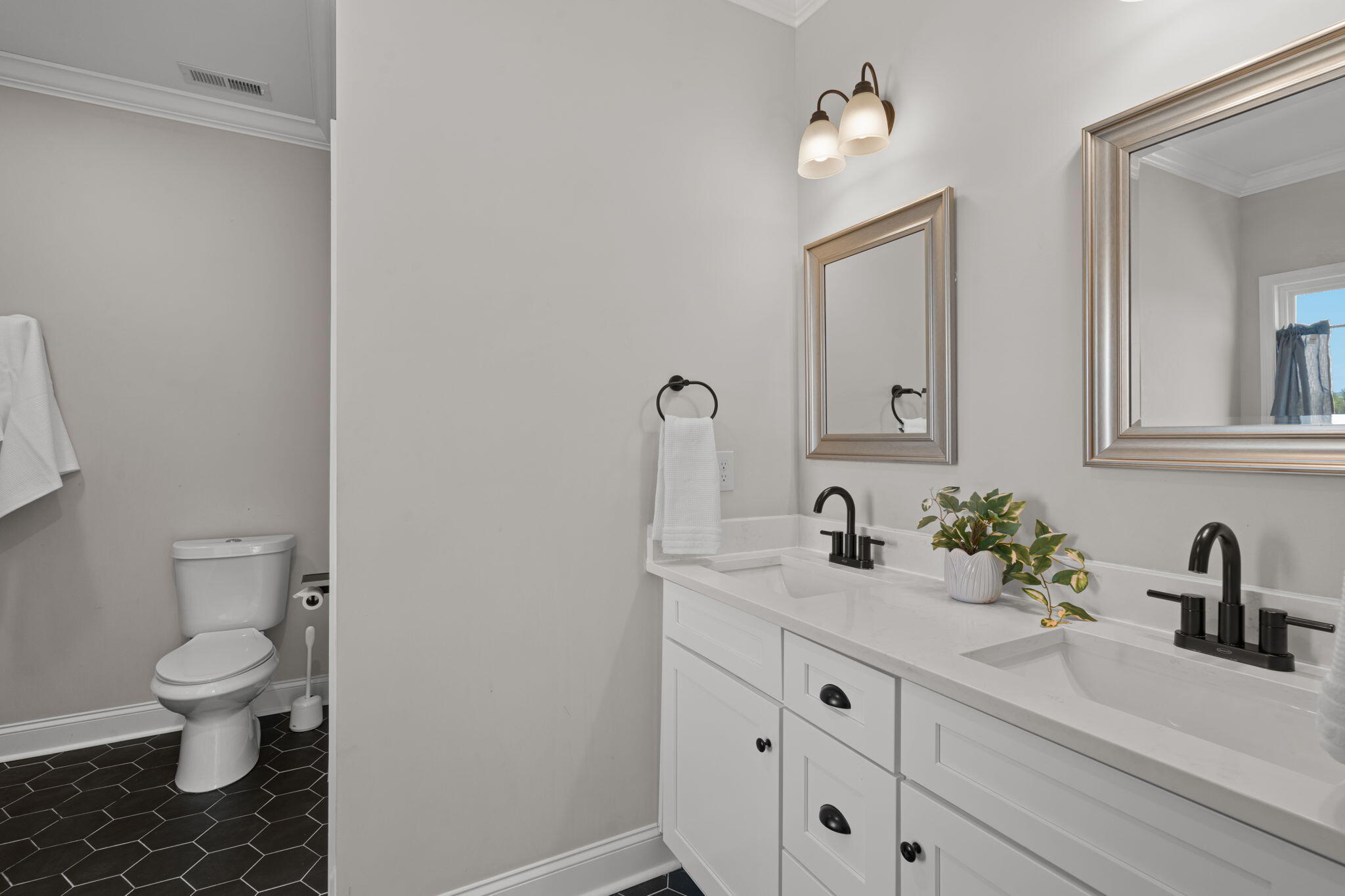 8315 Harvest Oak Lane