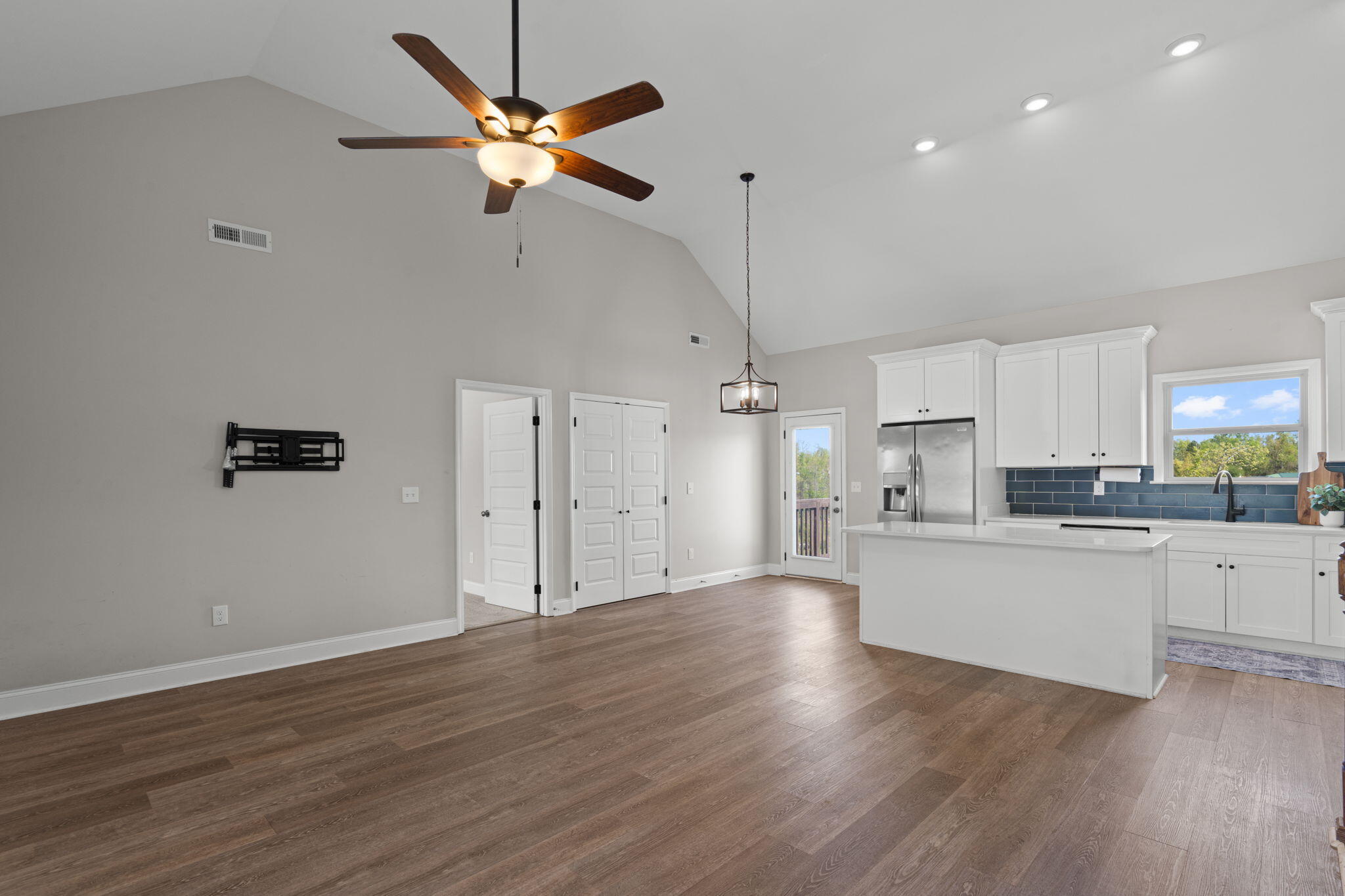 8315 Harvest Oak Lane