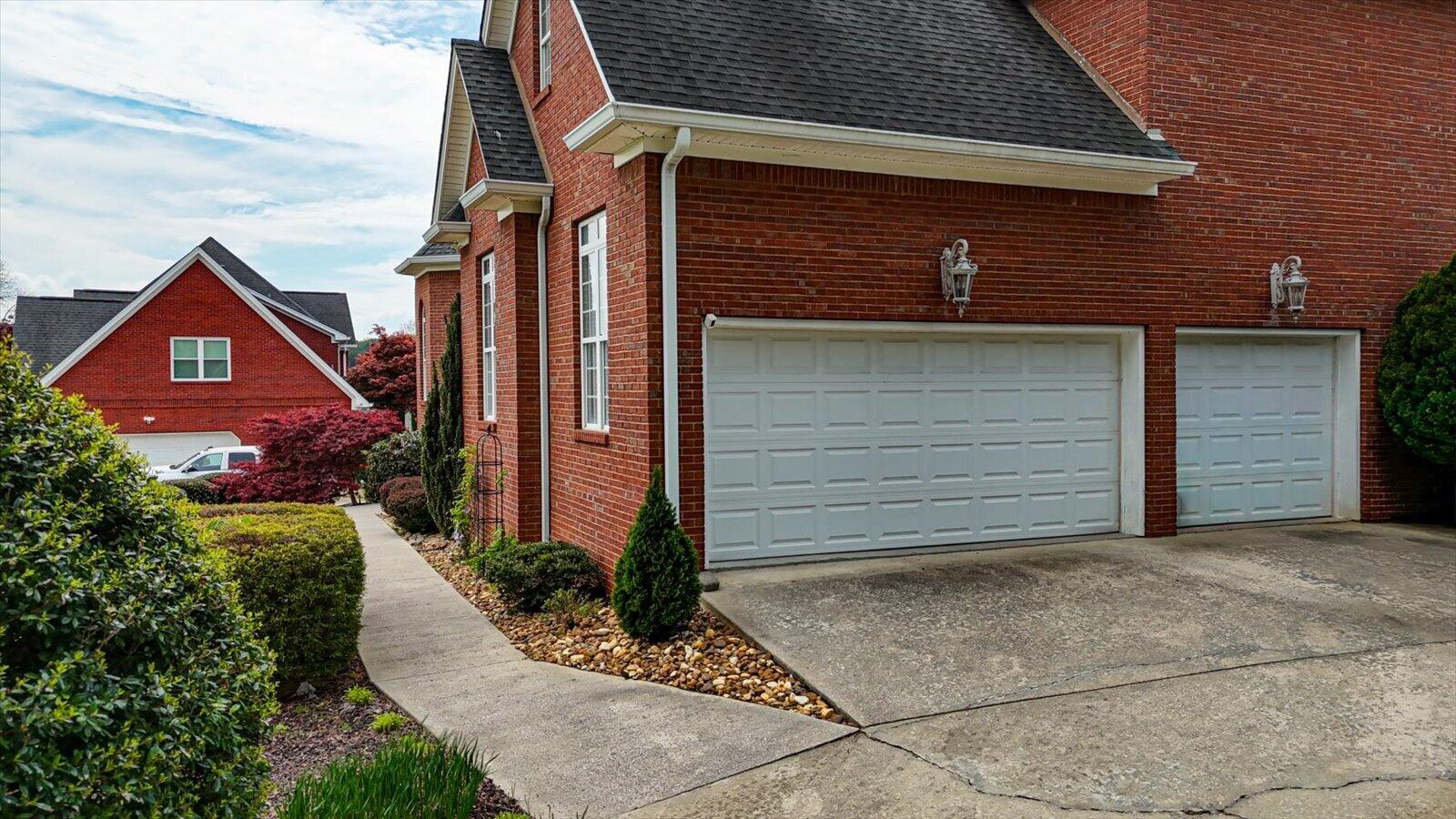 7223 River Run Drive