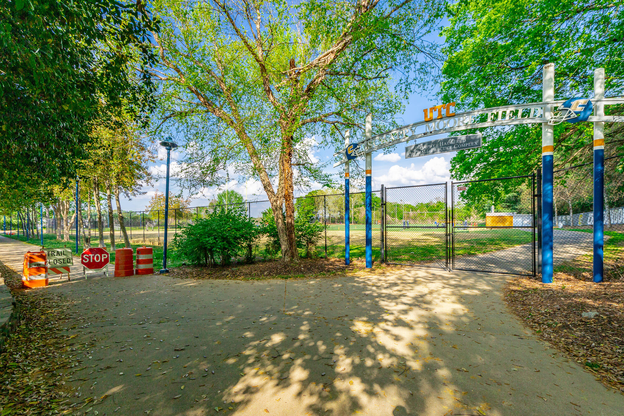 120 Douglas Street, B5