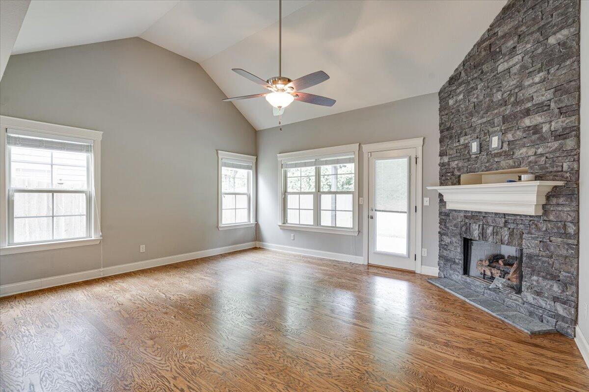 7318 Huntley Lane