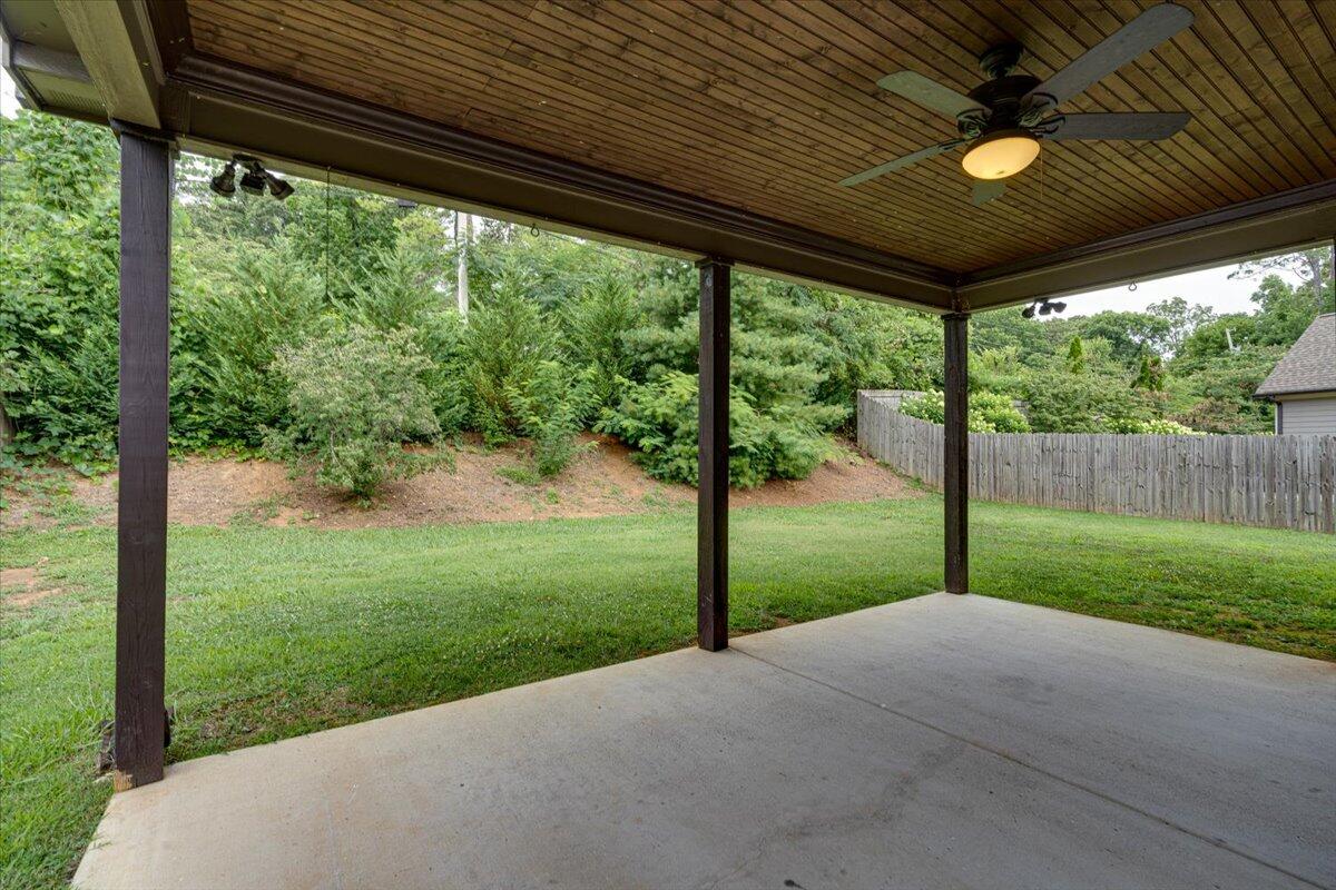 7318 Huntley Lane