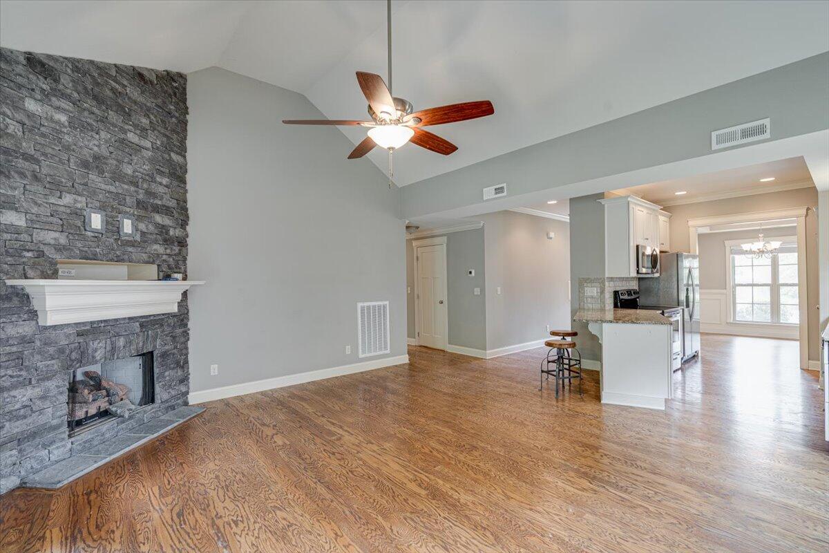 7318 Huntley Lane