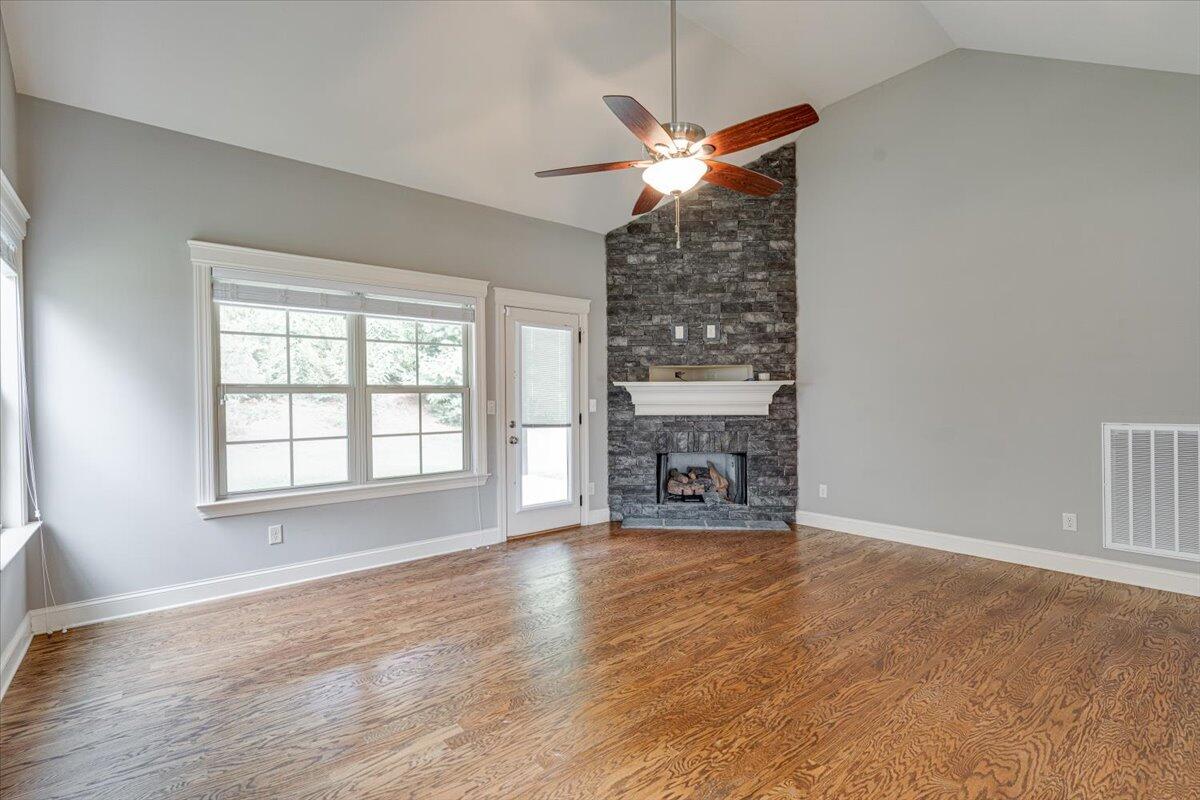7318 Huntley Lane