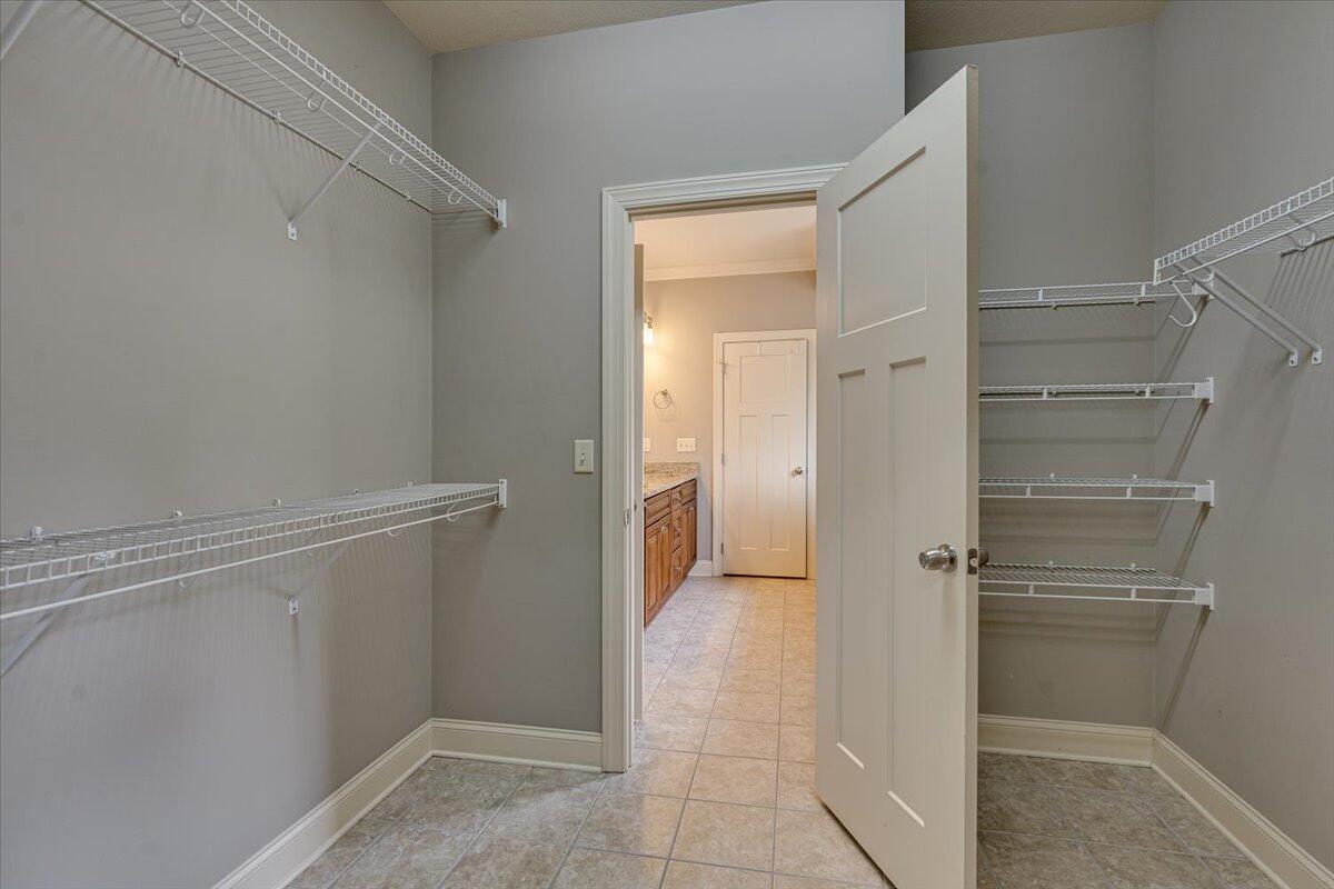 7318 Huntley Lane