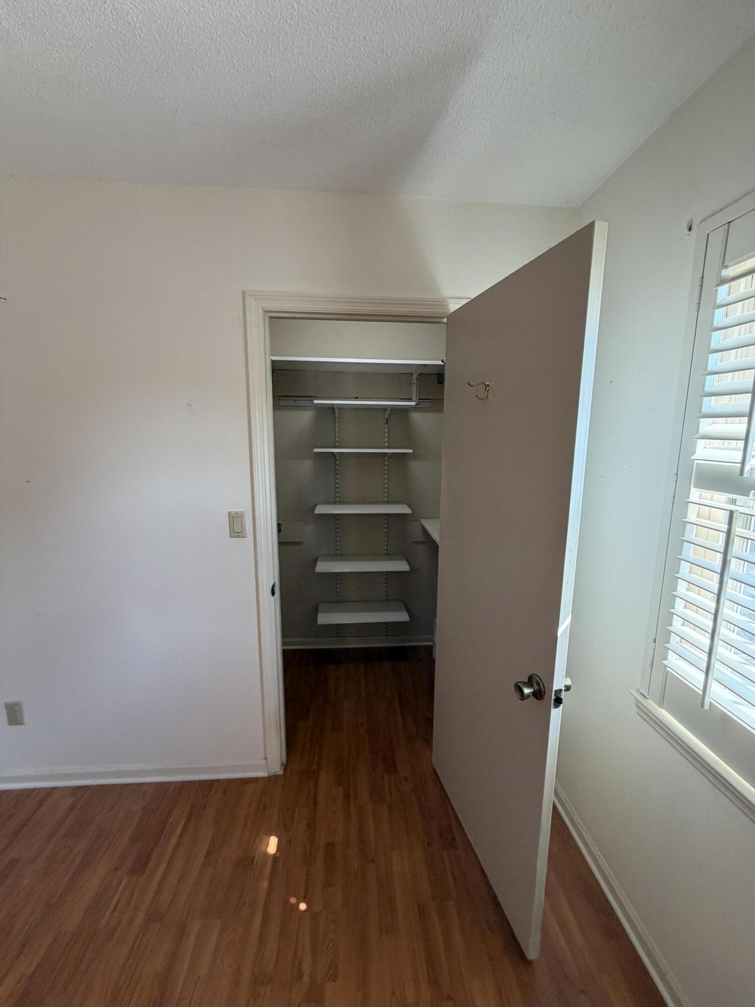 6456 Brookmead Circle