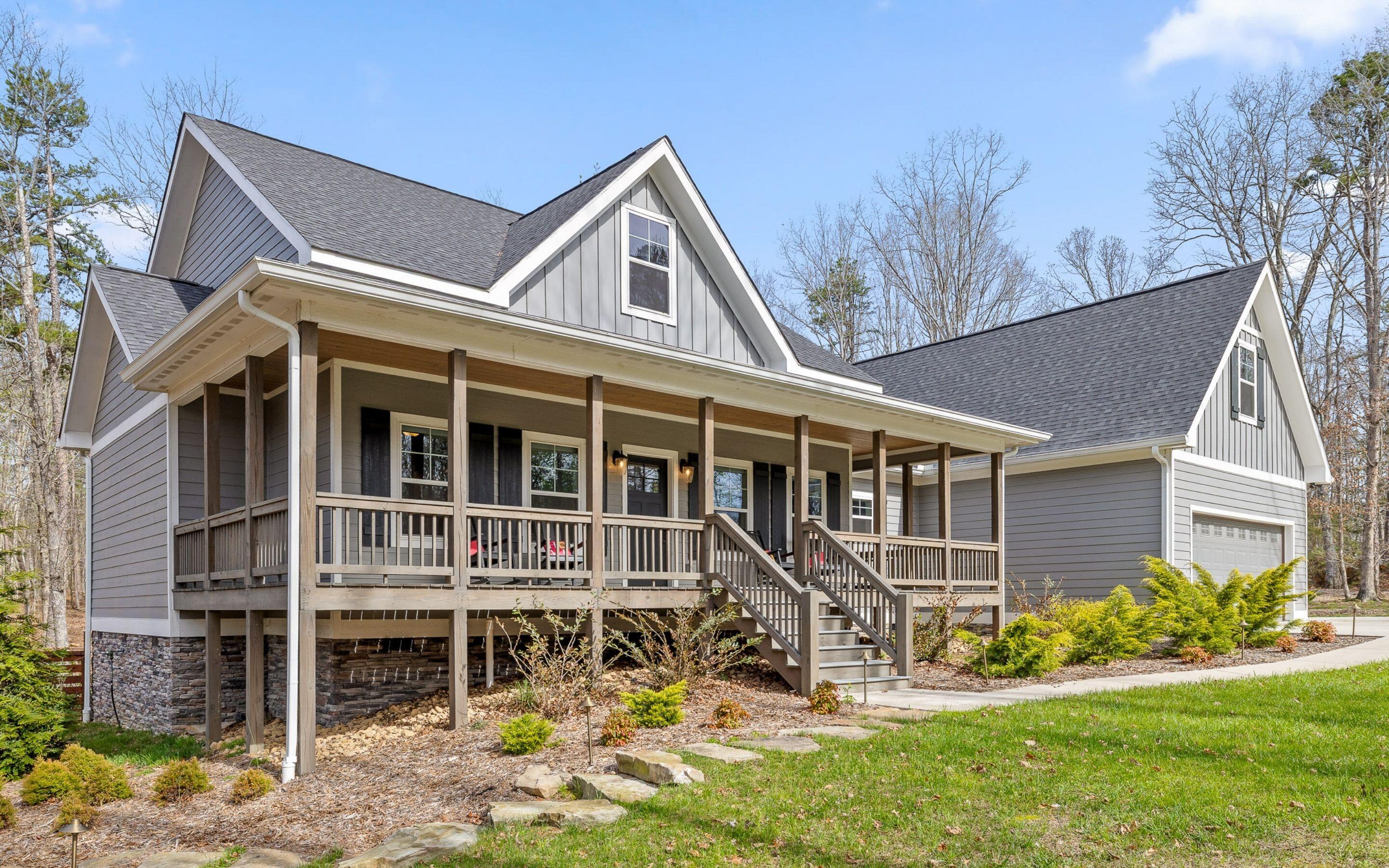 2821 Clear Brooks Drive