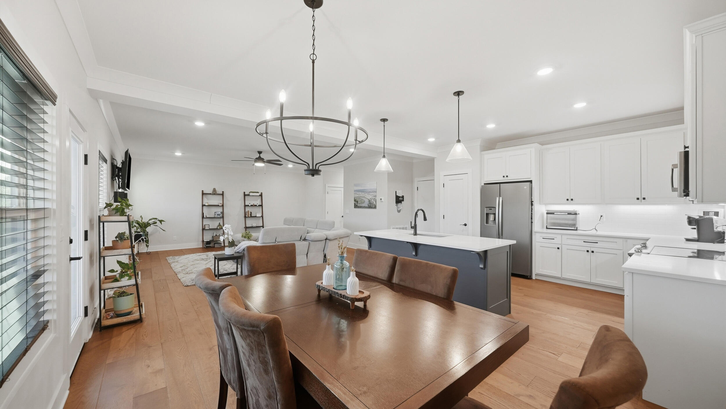 7424 Crowes Nest Drive