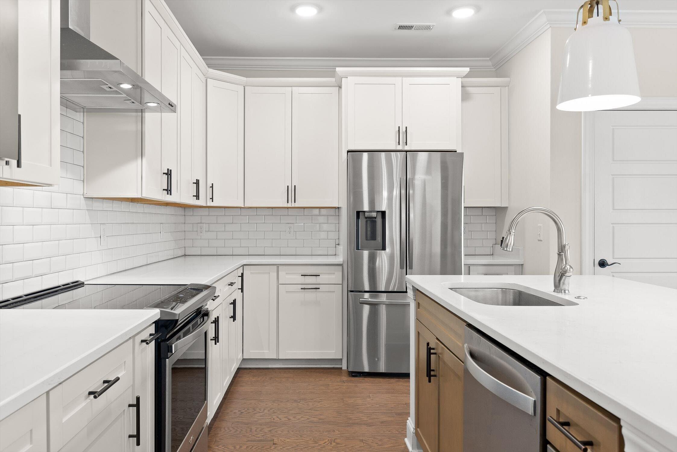 1524 Farmhouse Trail