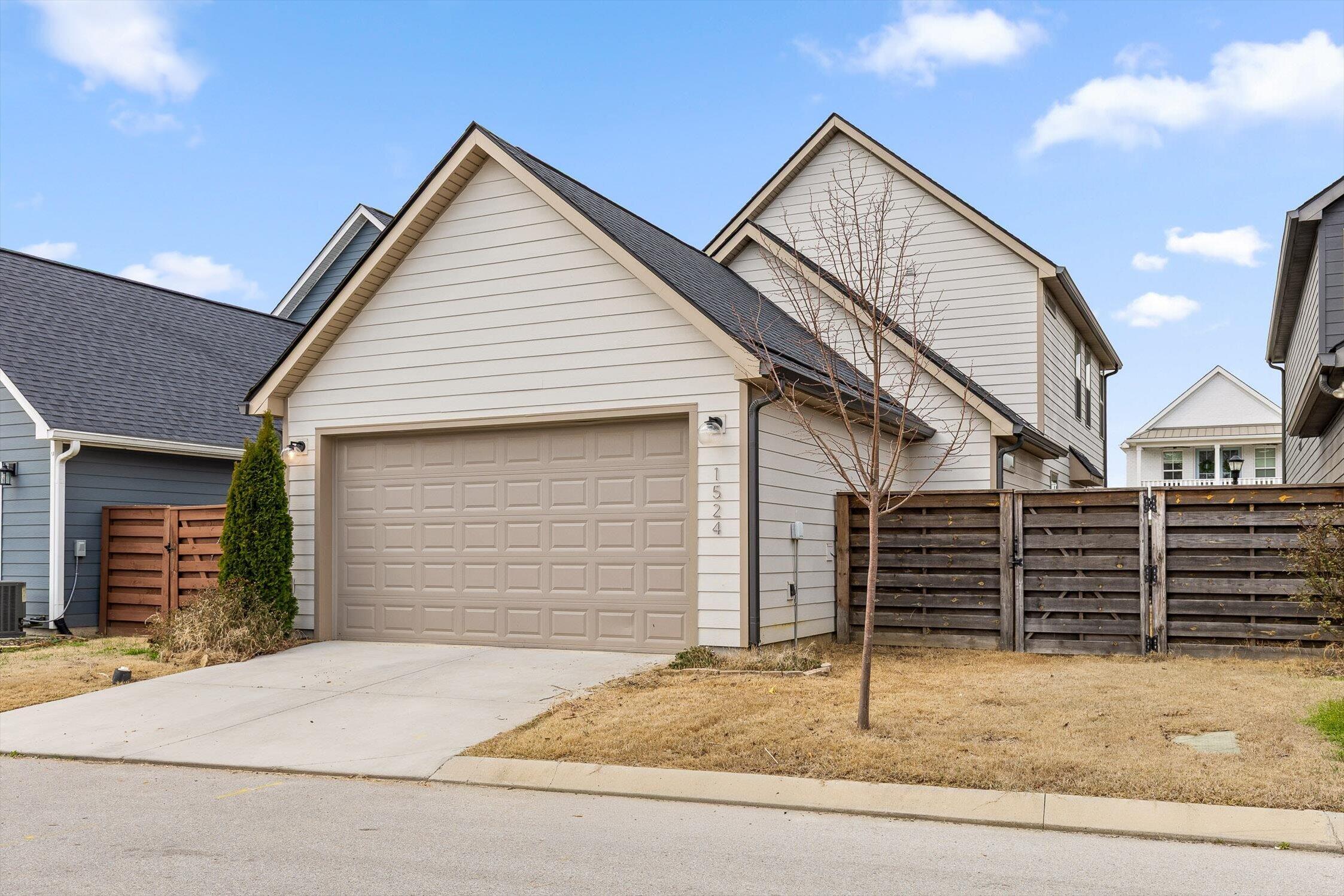 1524 Farmhouse Trail