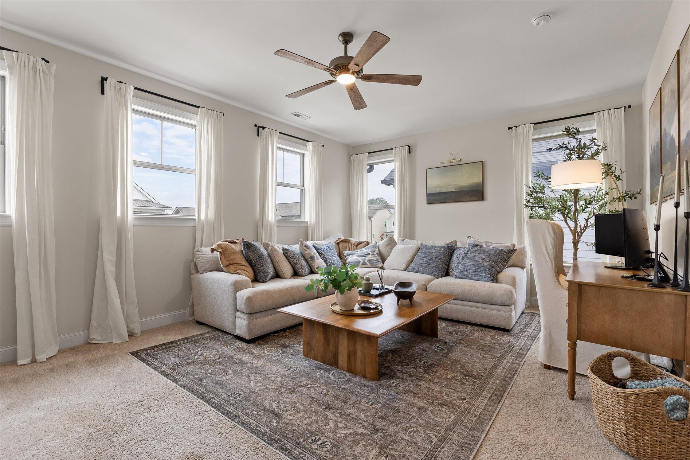 1524 Farmhouse Trail