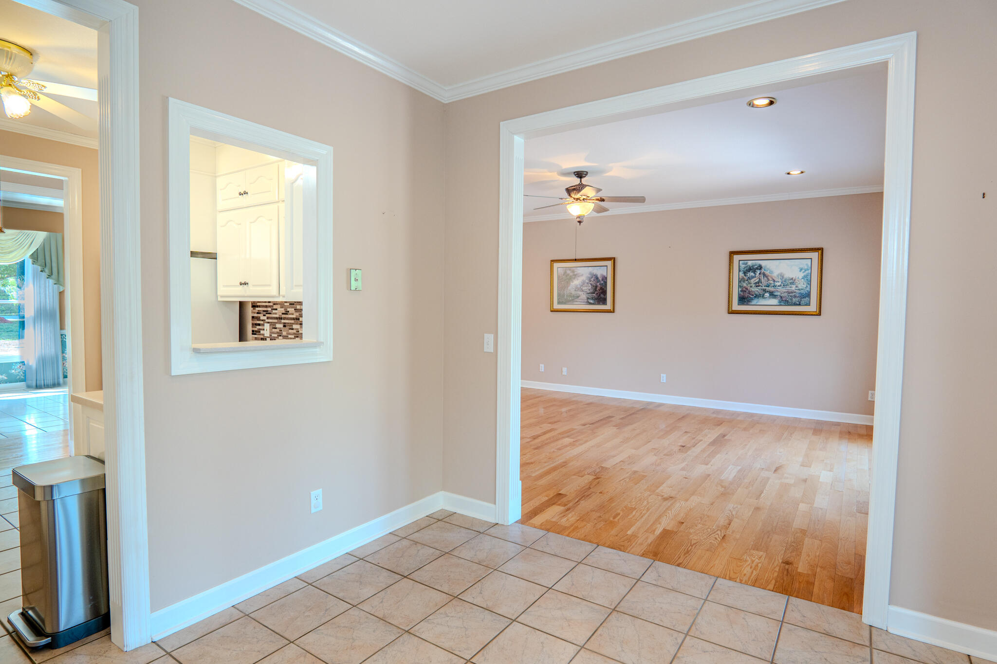 160 Deer Trail NW