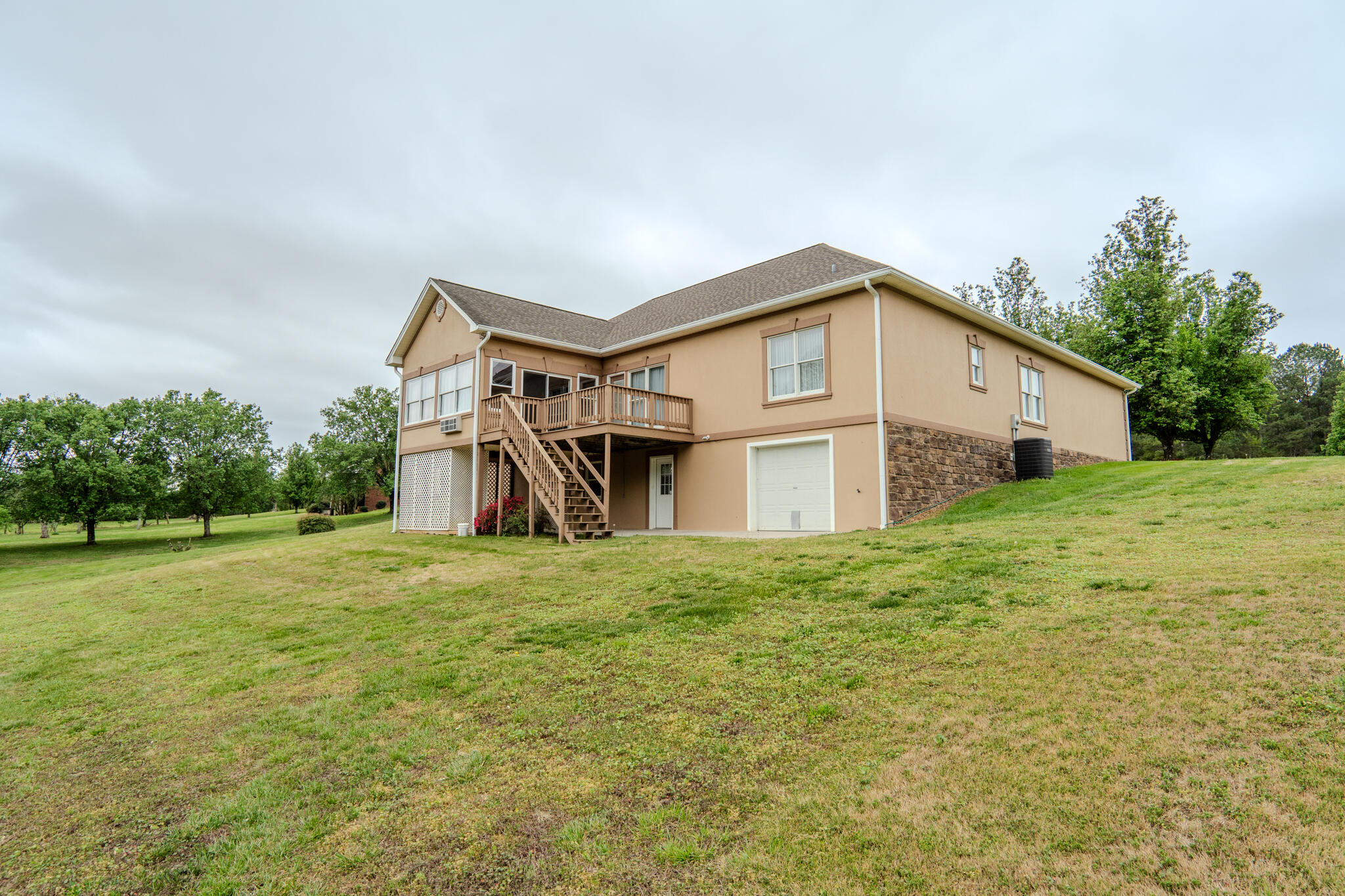 160 Deer Trail NW