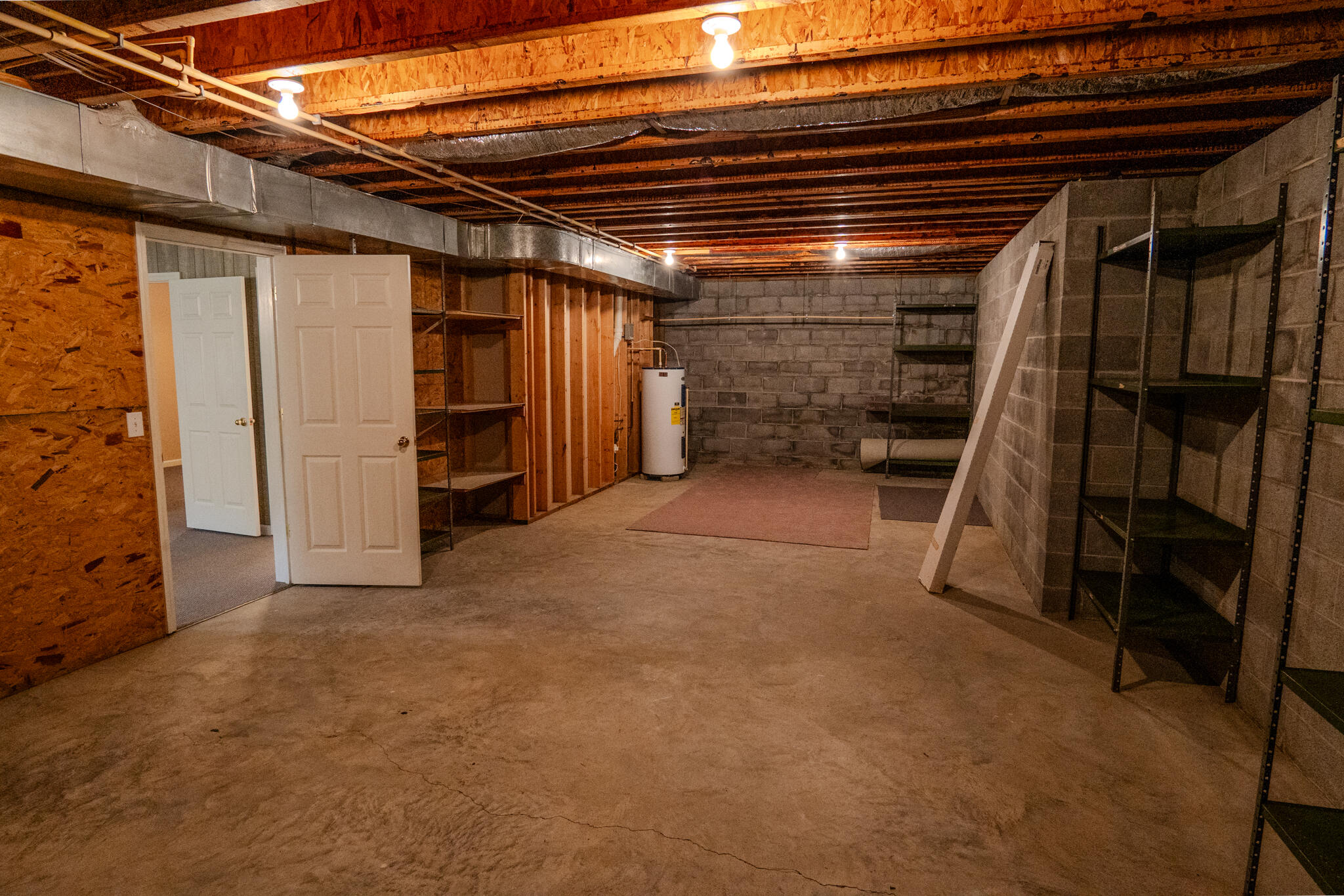 160 Deer Trail NW
