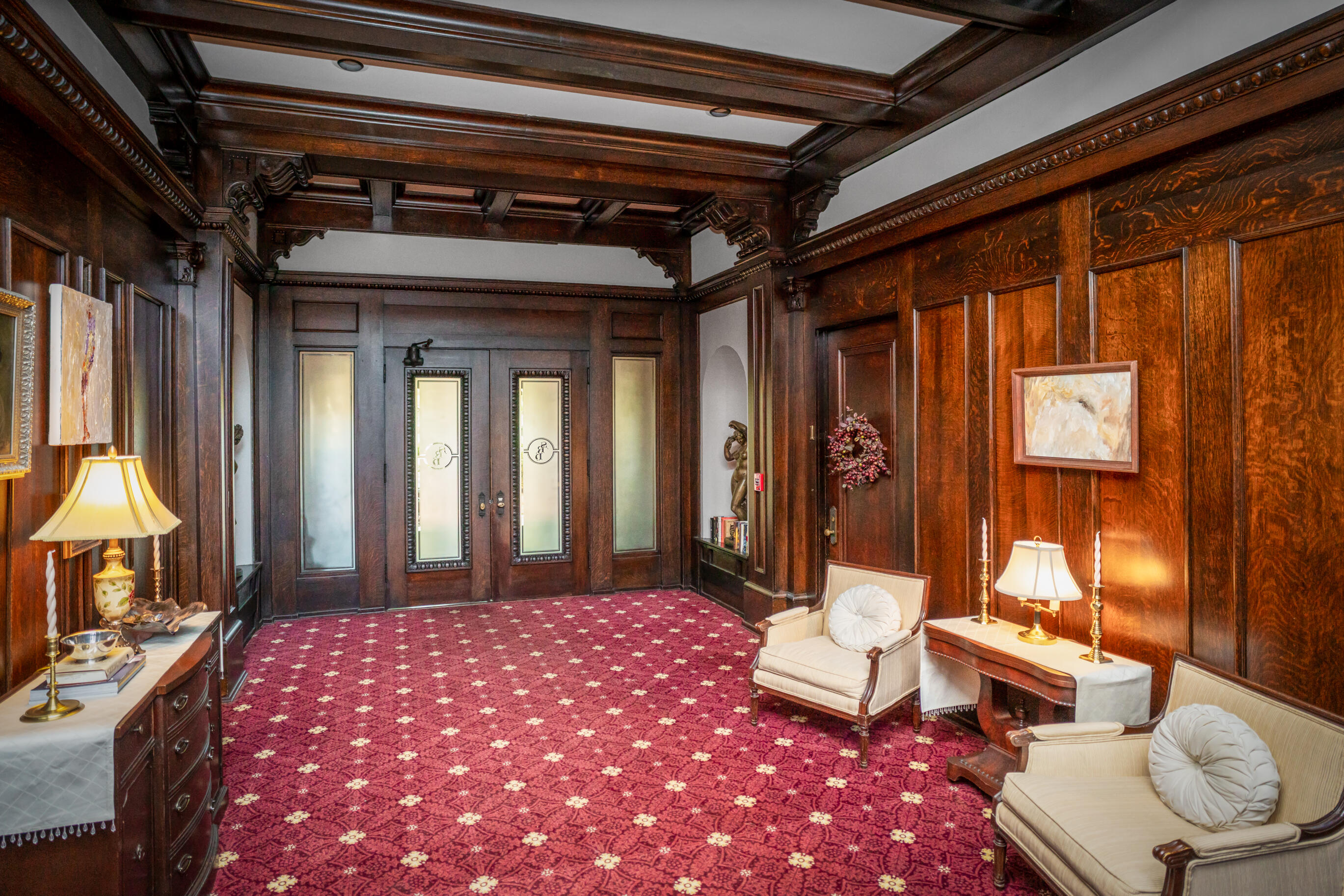 900 Vine Street, 8