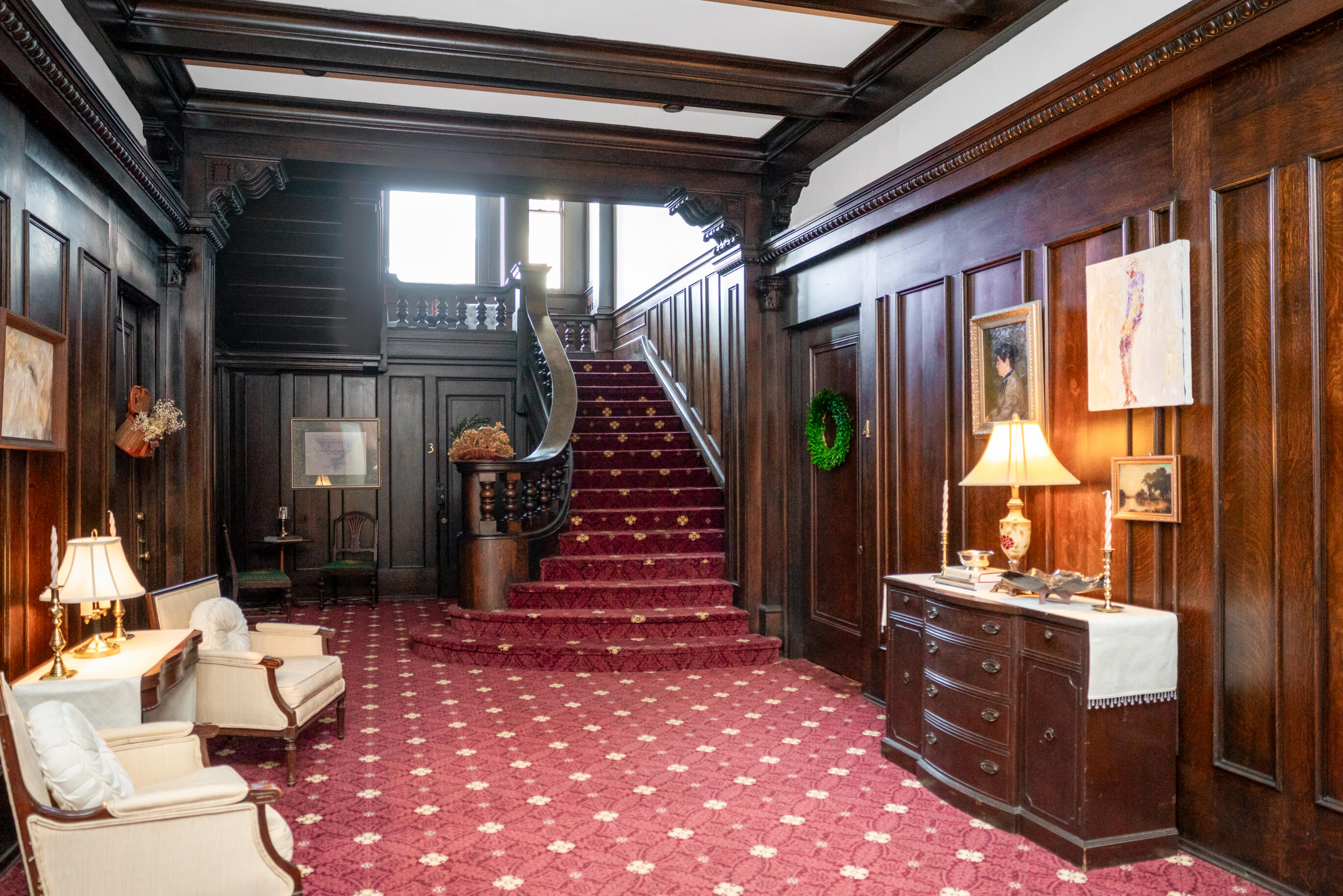 900 Vine Street, 8
