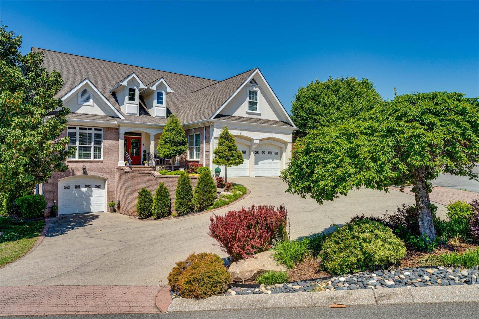 4448 Sailmaker Circle