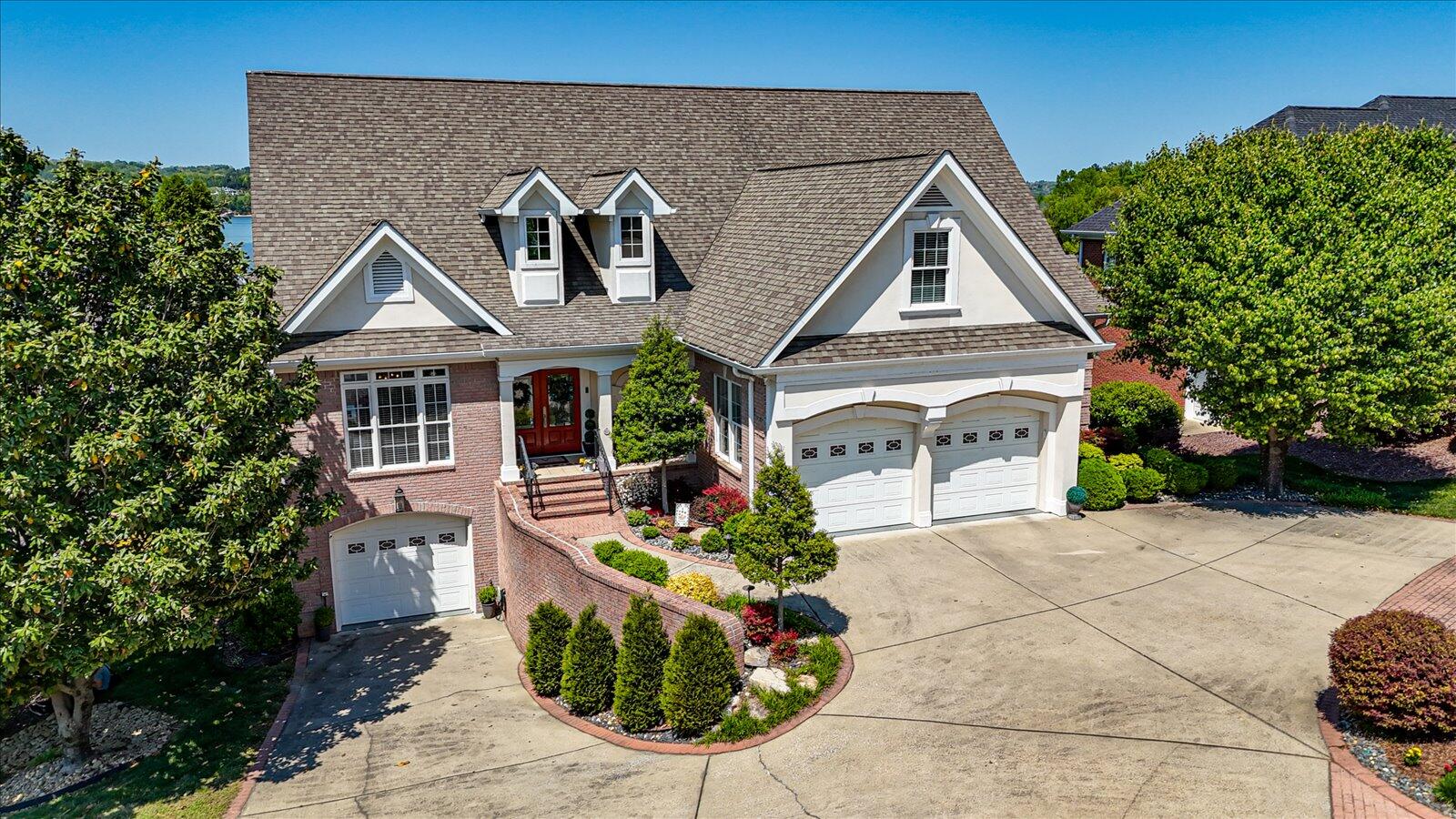 4448 Sailmaker Circle