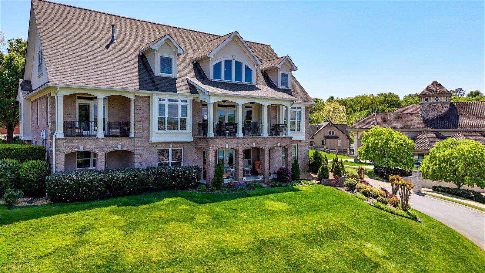 4448 Sailmaker Circle