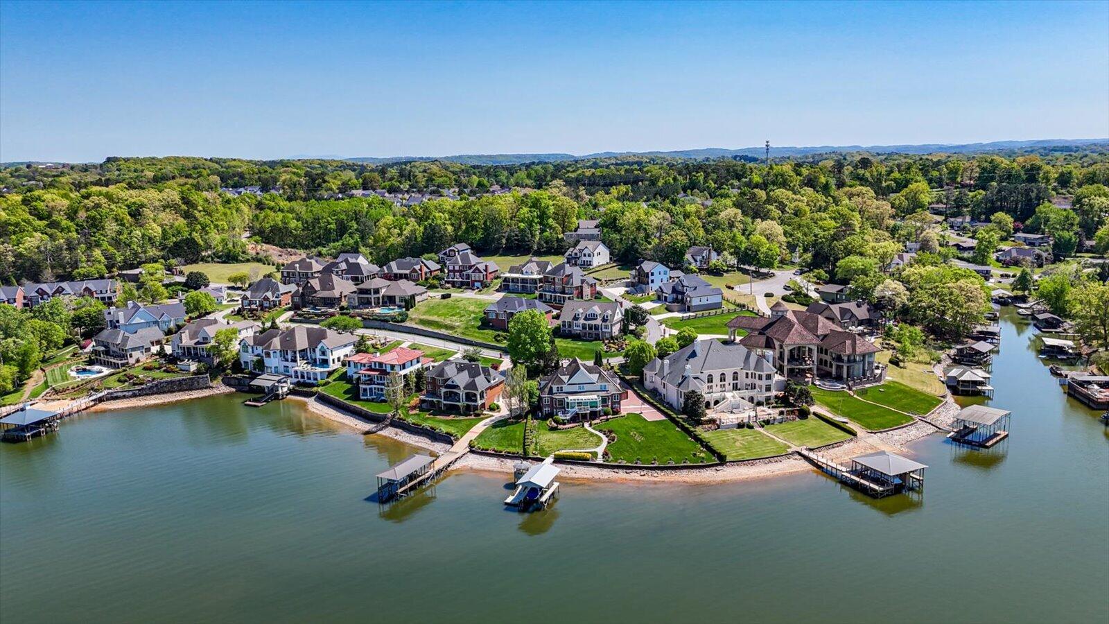 4448 Sailmaker Circle