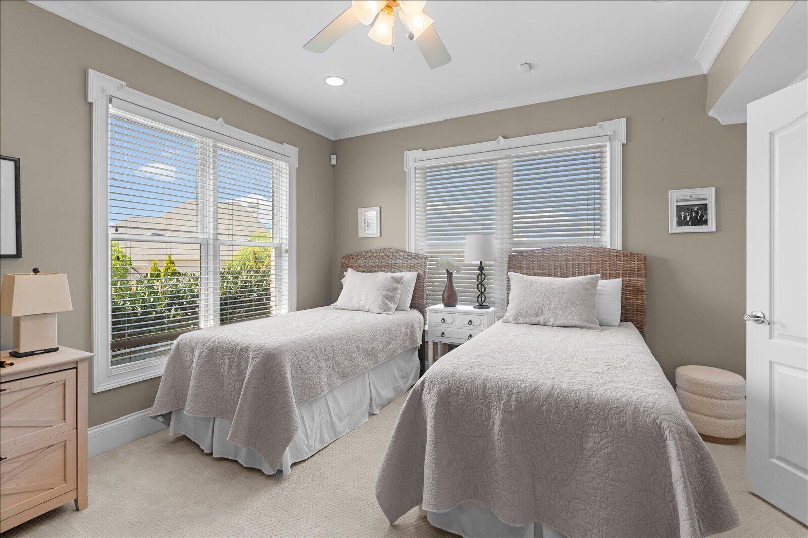 4448 Sailmaker Circle