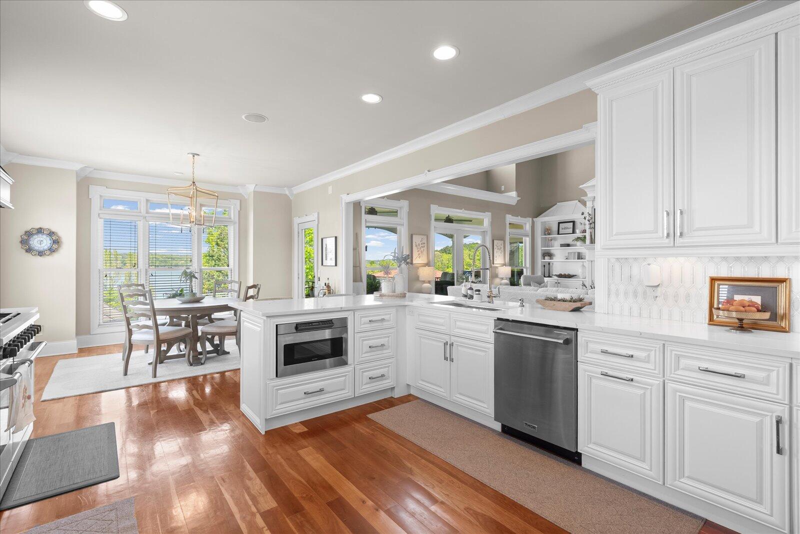 4448 Sailmaker Circle