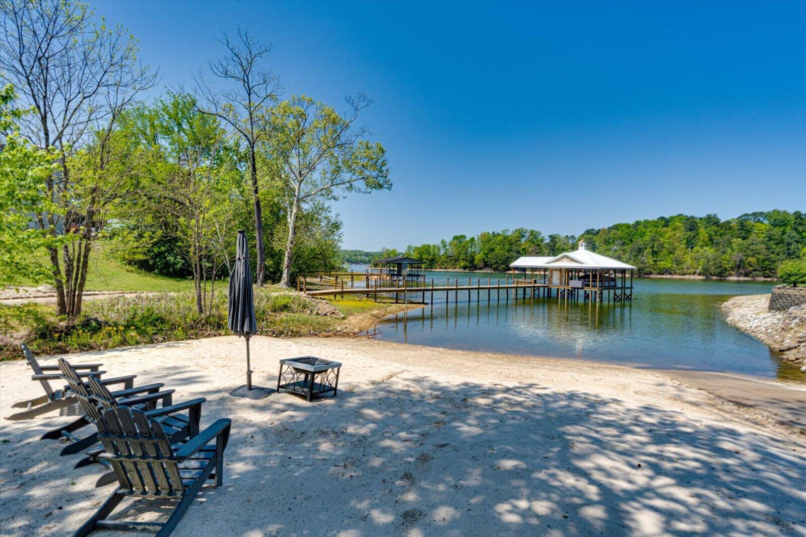 4448 Sailmaker Circle