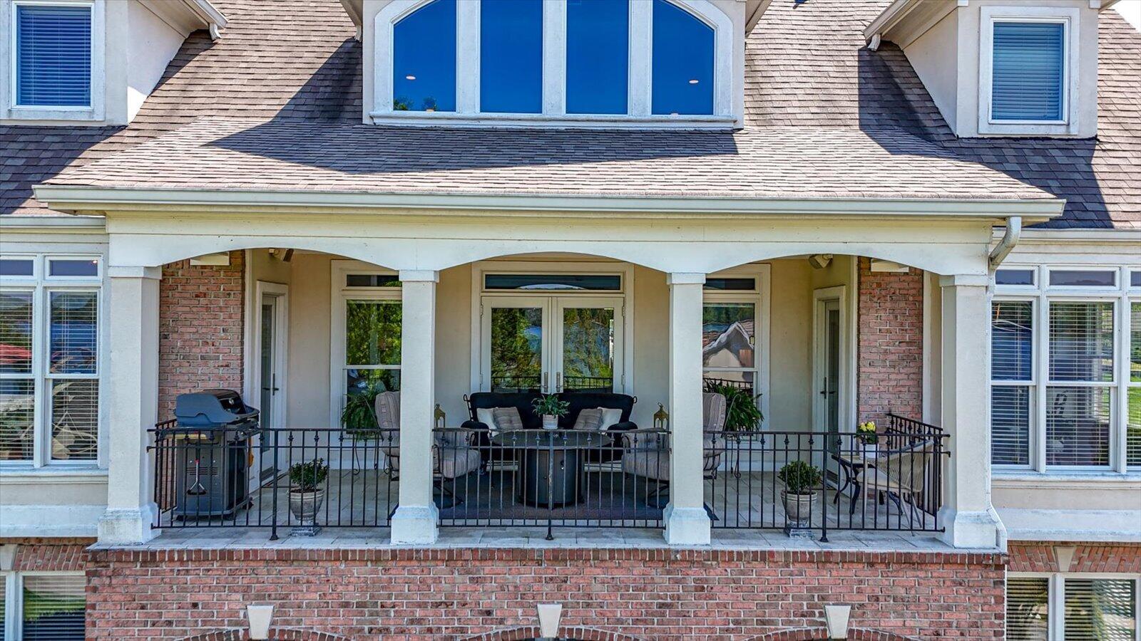 4448 Sailmaker Circle