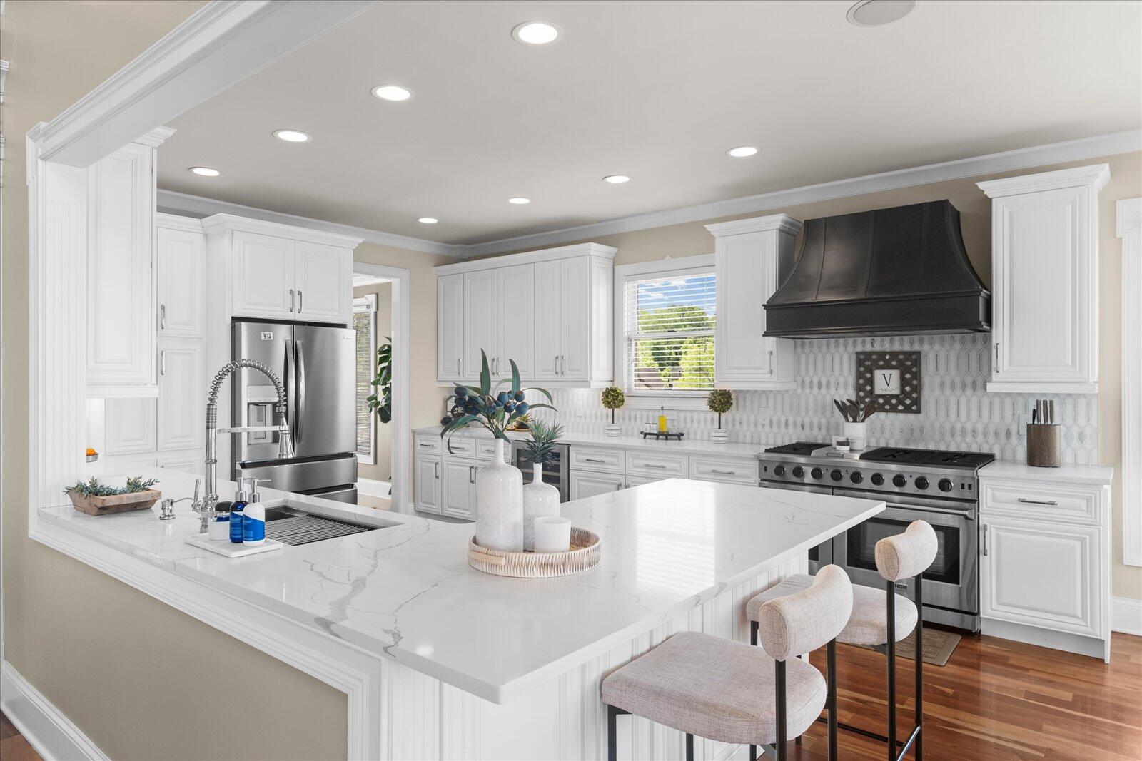 4448 Sailmaker Circle