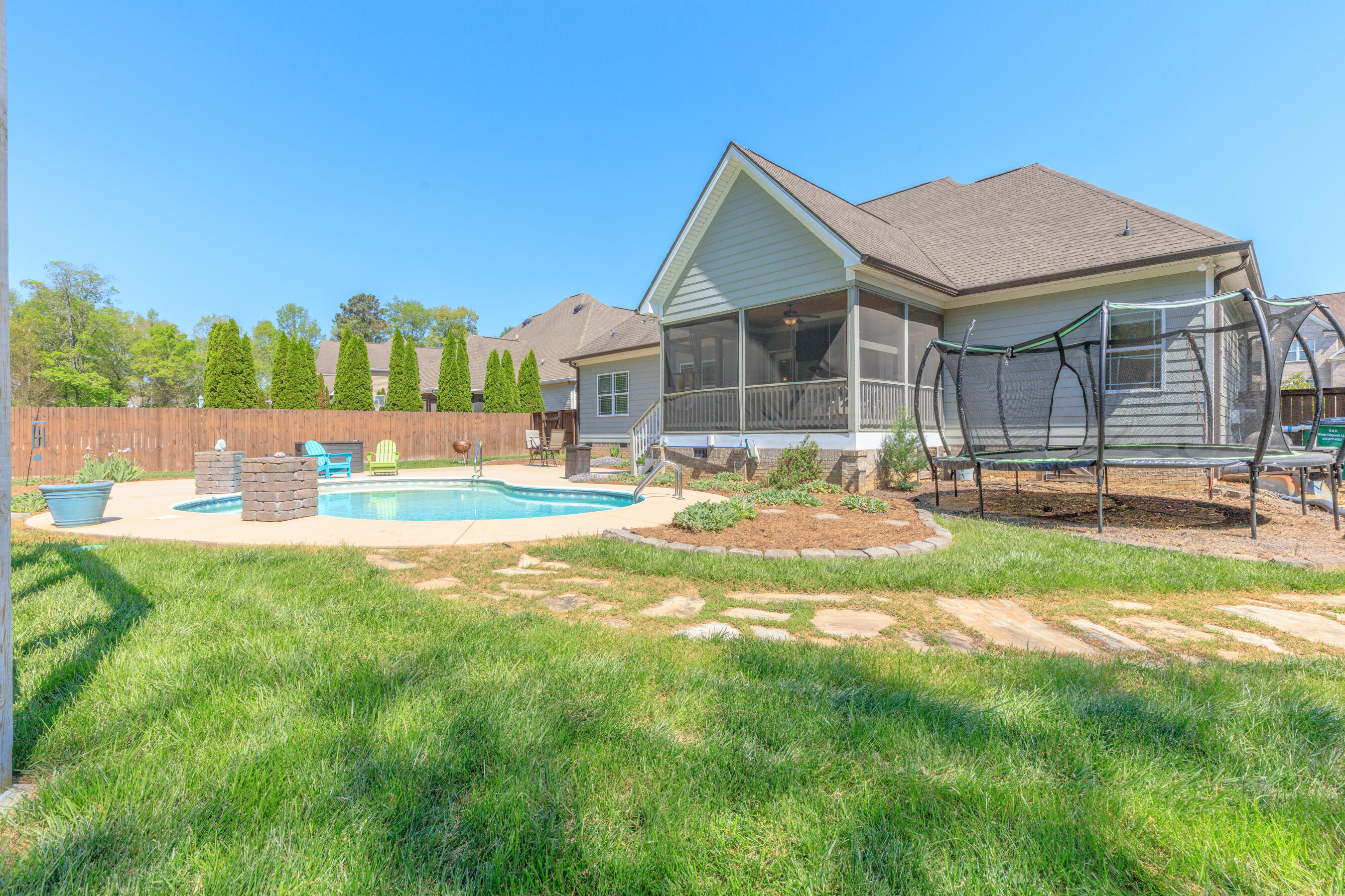 7064 Homestead Circle