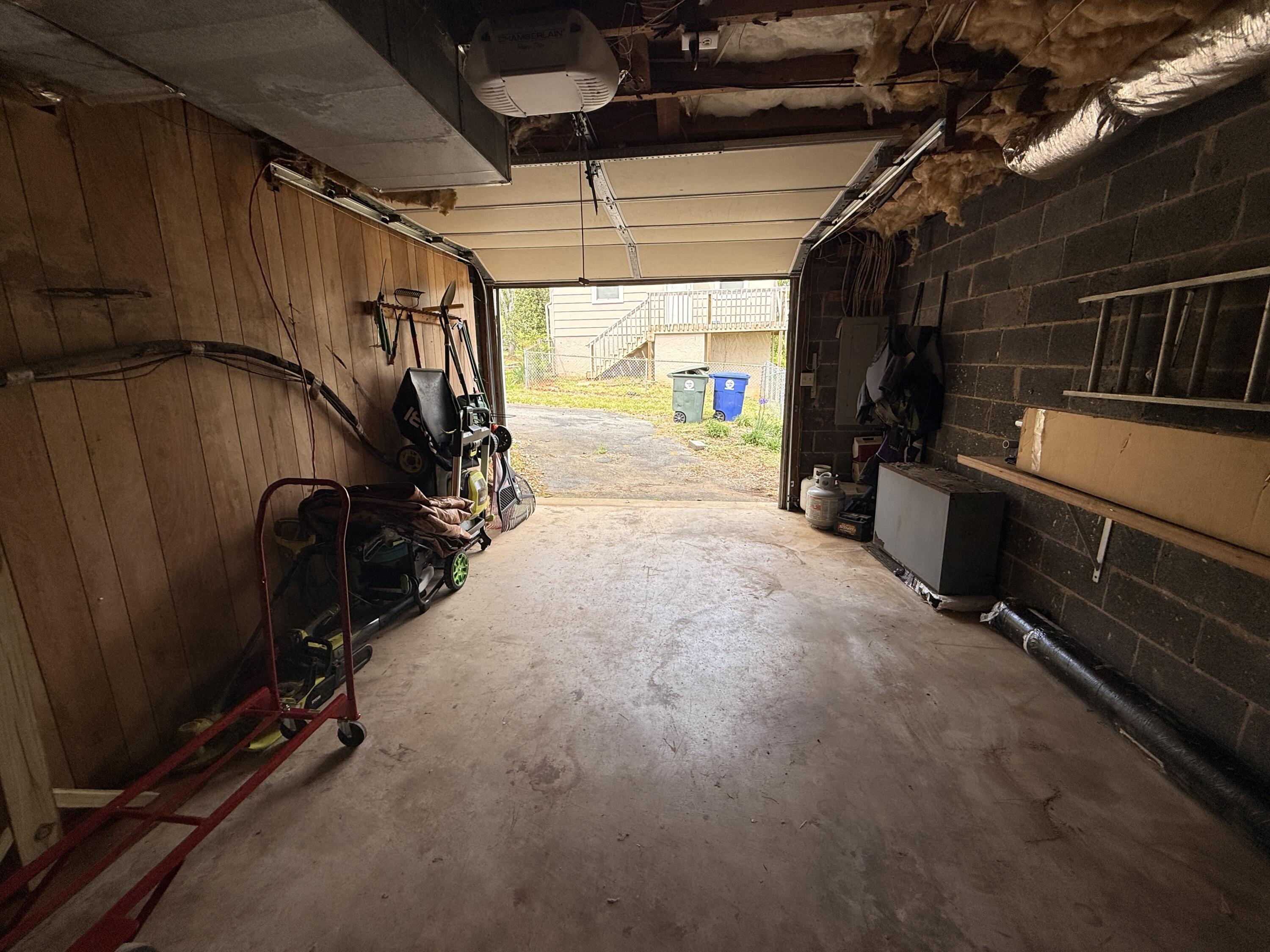 1012 Elaine Trail
