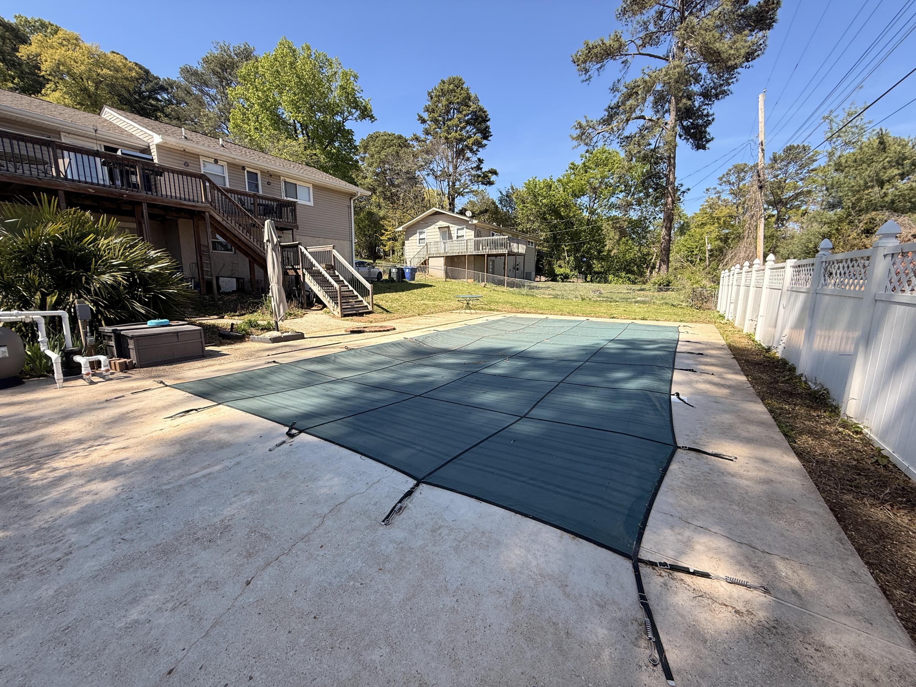 1012 Elaine Trail
