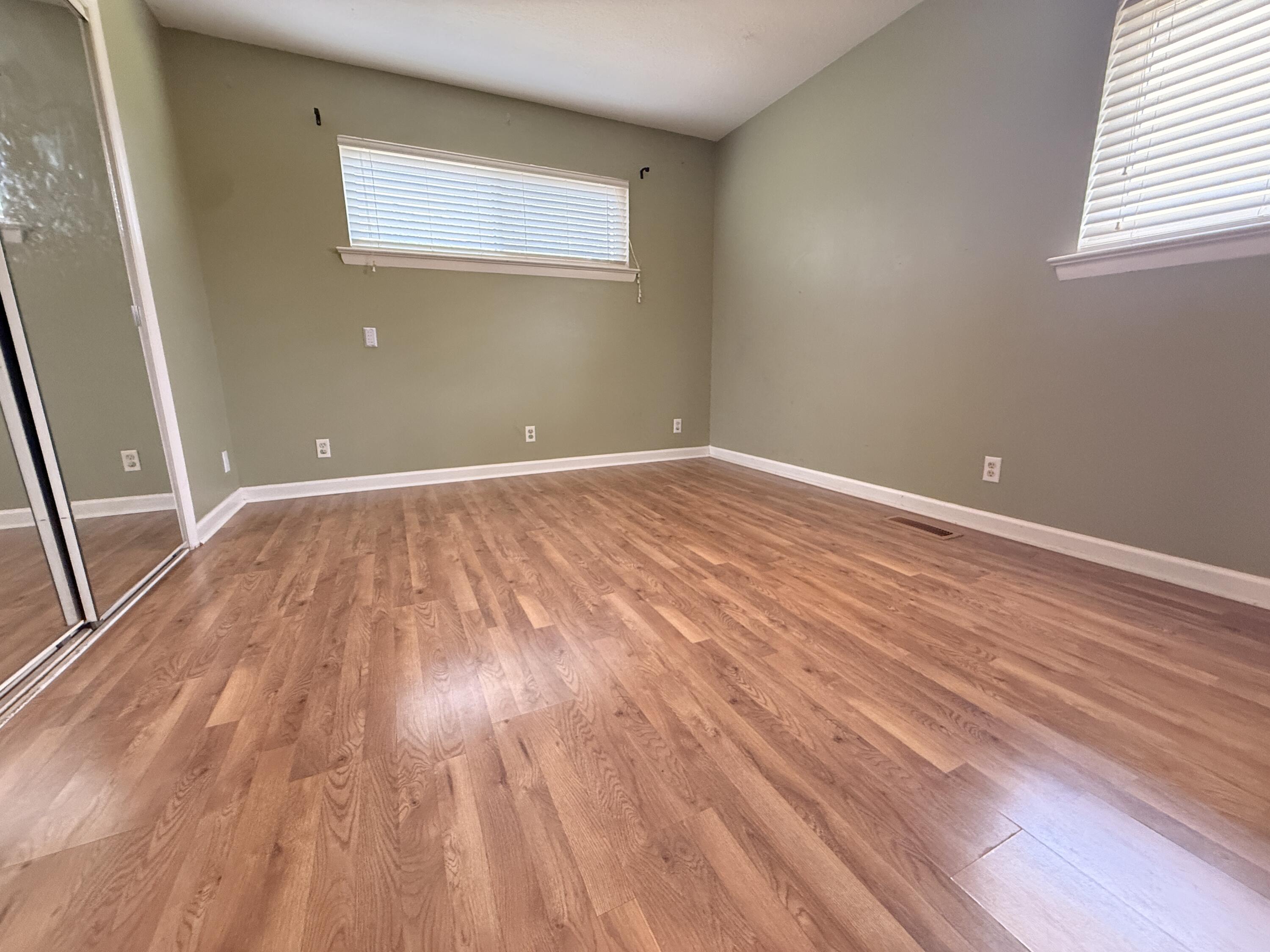 1012 Elaine Trail