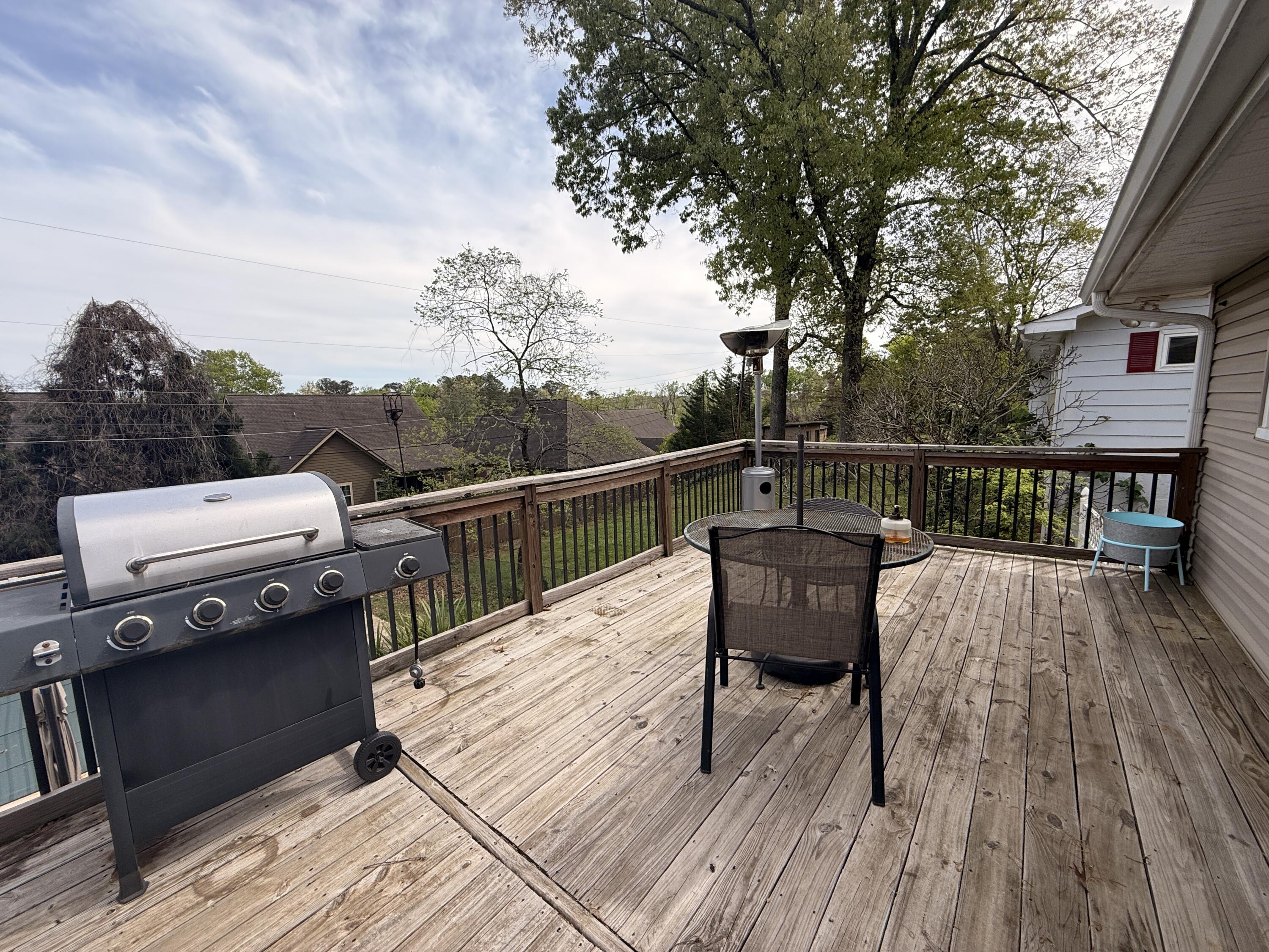 1012 Elaine Trail