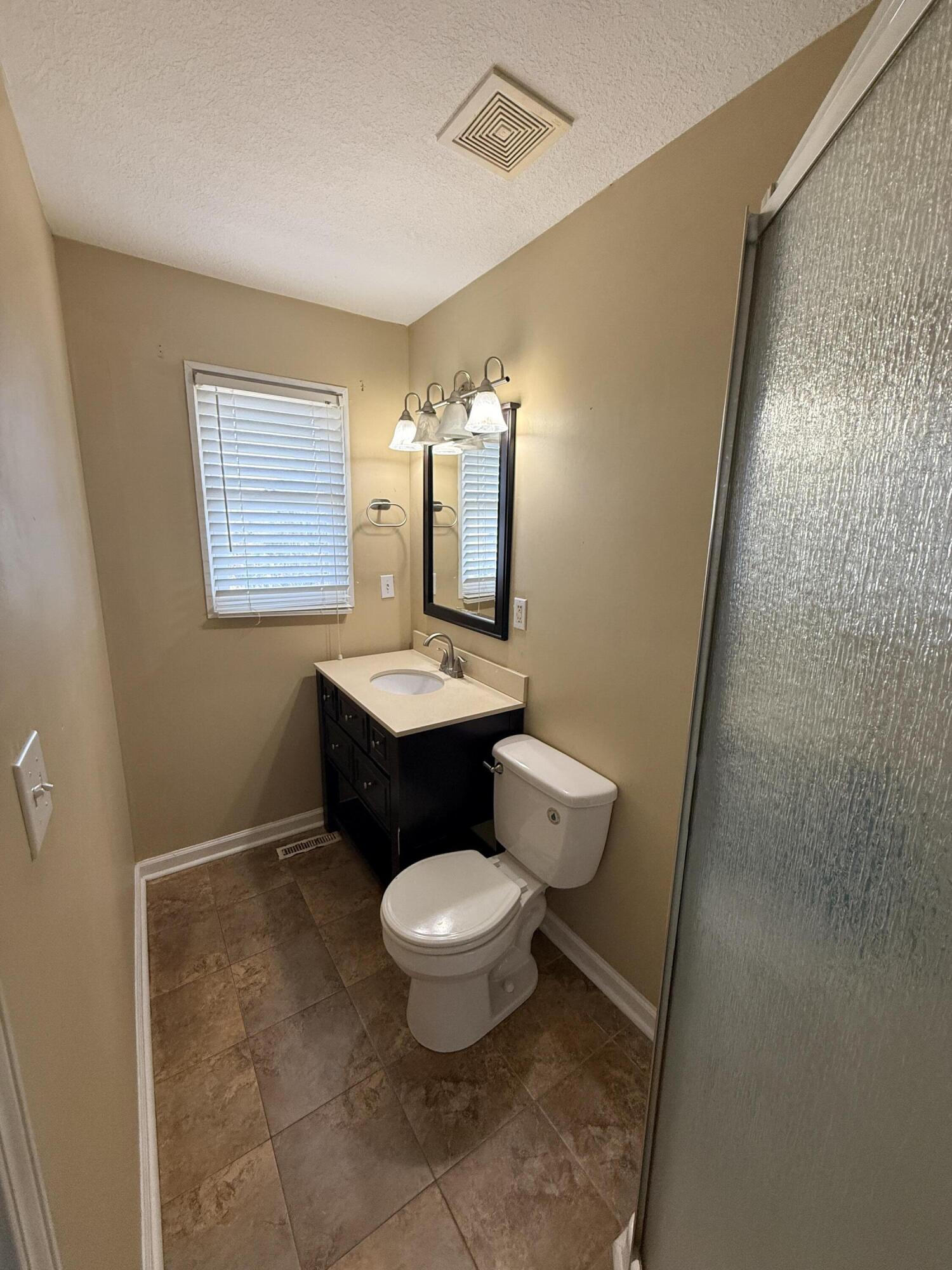 1012 Elaine Trail