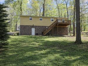 720 Whisperwood Trail NE