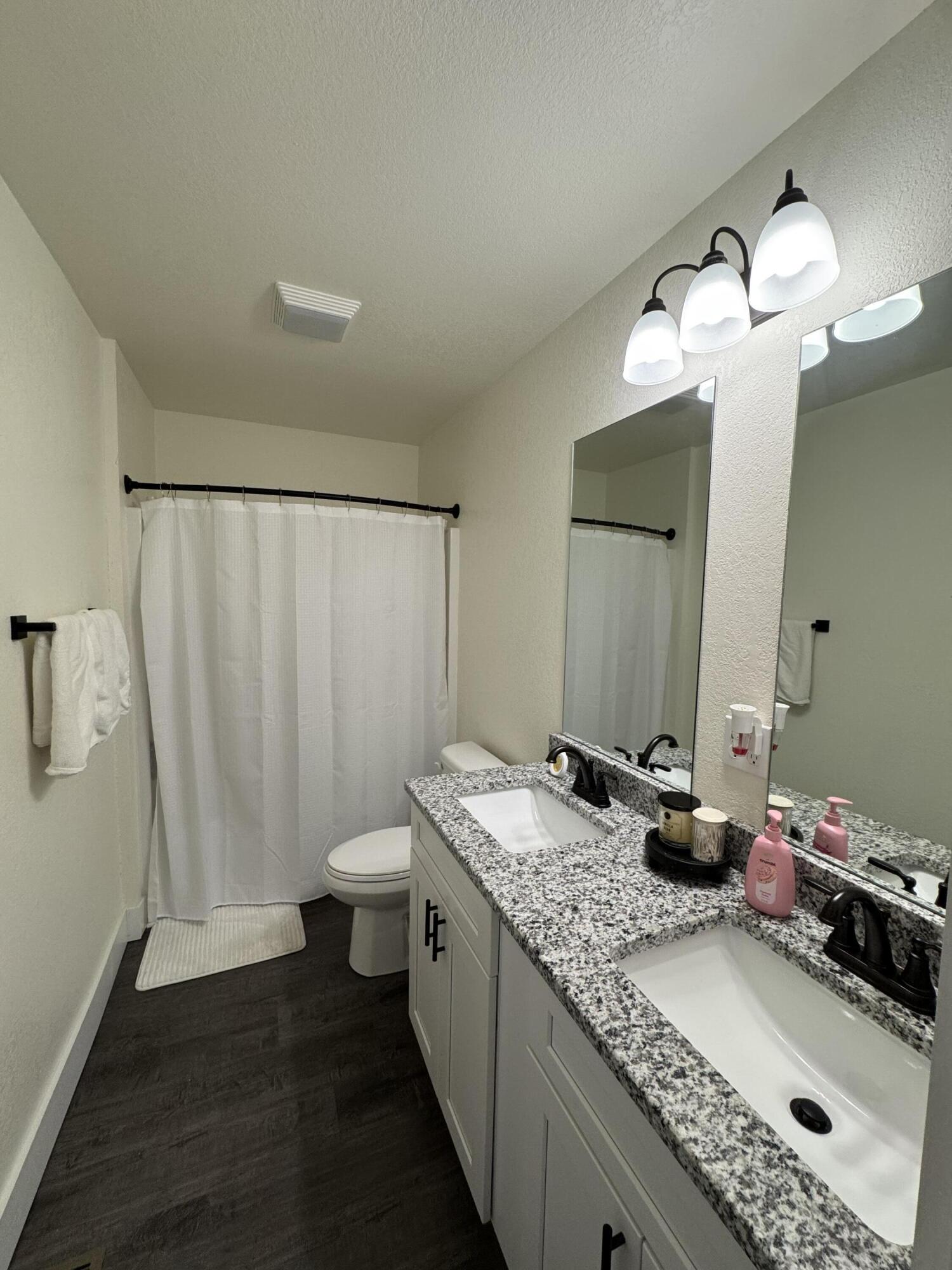 67 Shady Oaks Cove