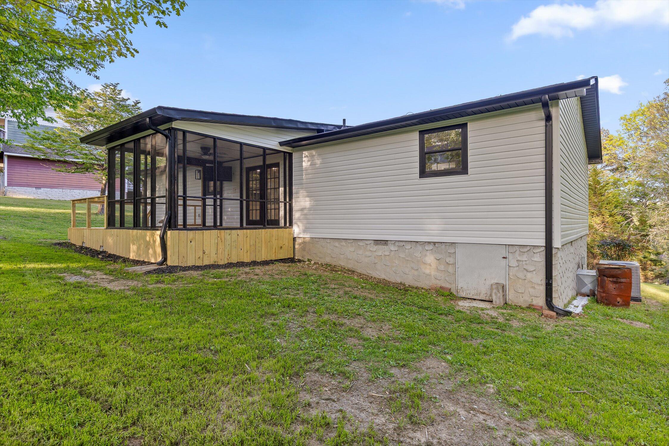 230 Rolling Meadows Drive