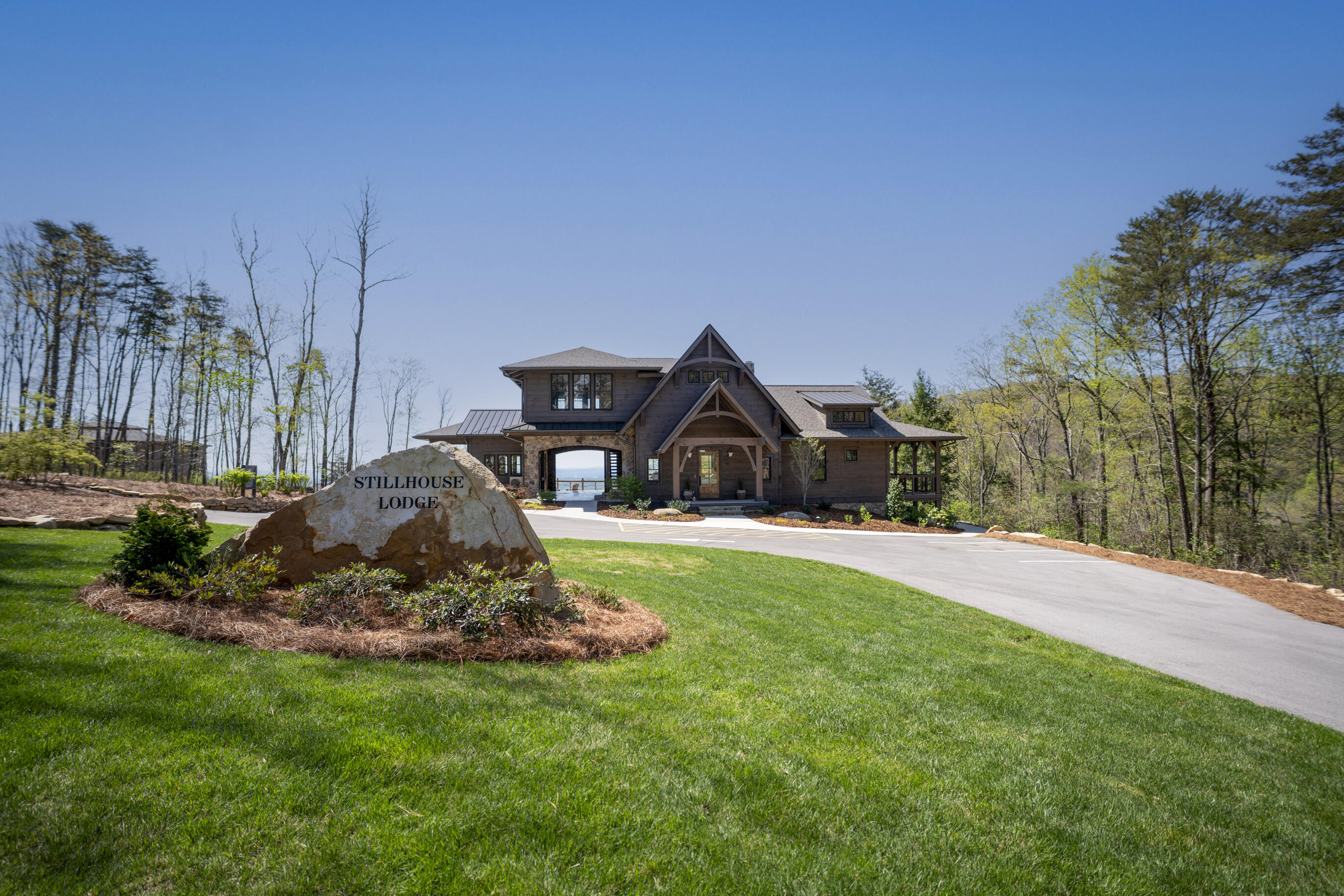 1375 Wintergreen Lane