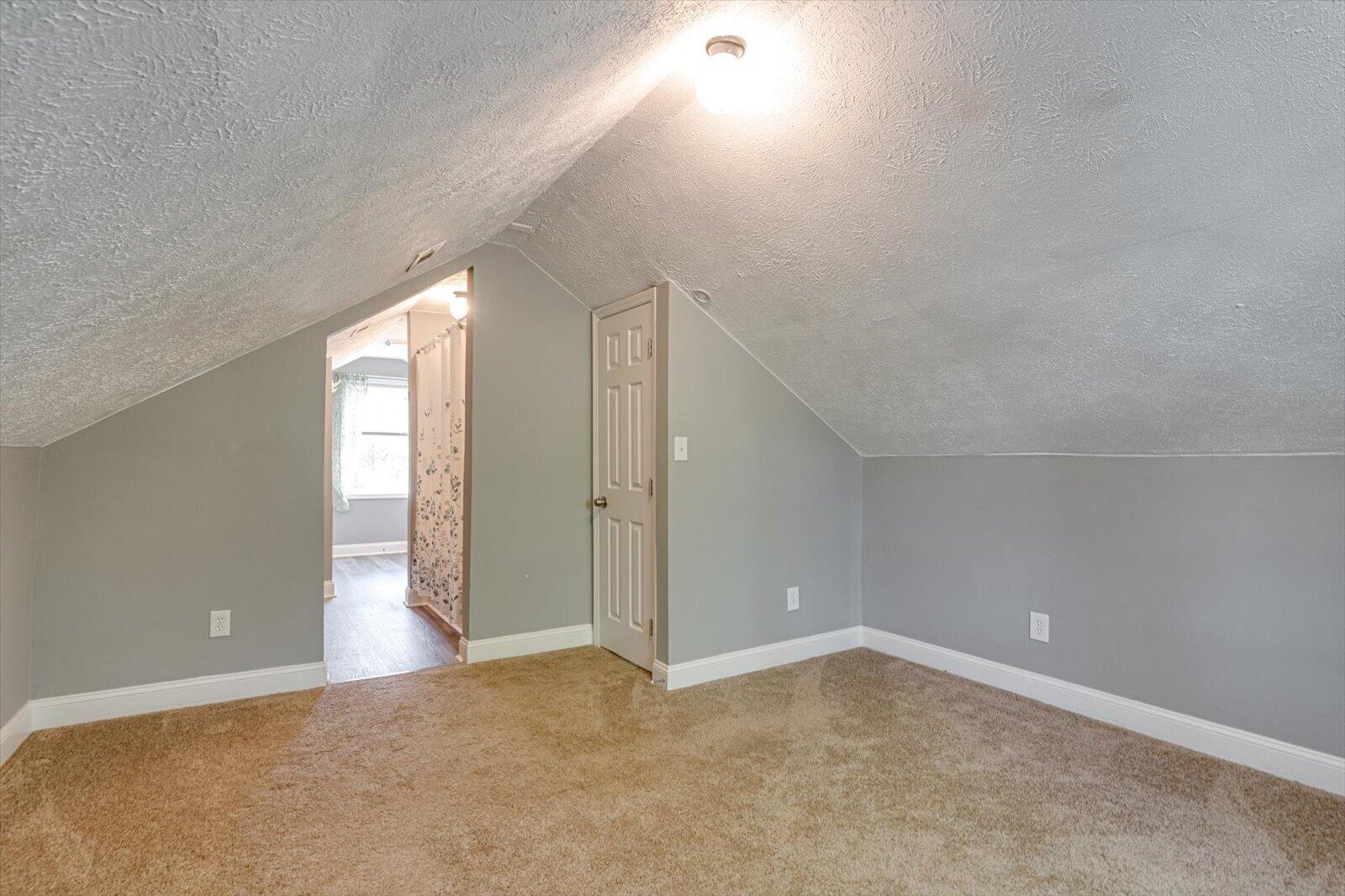 5810 Highway 151, LaFayette