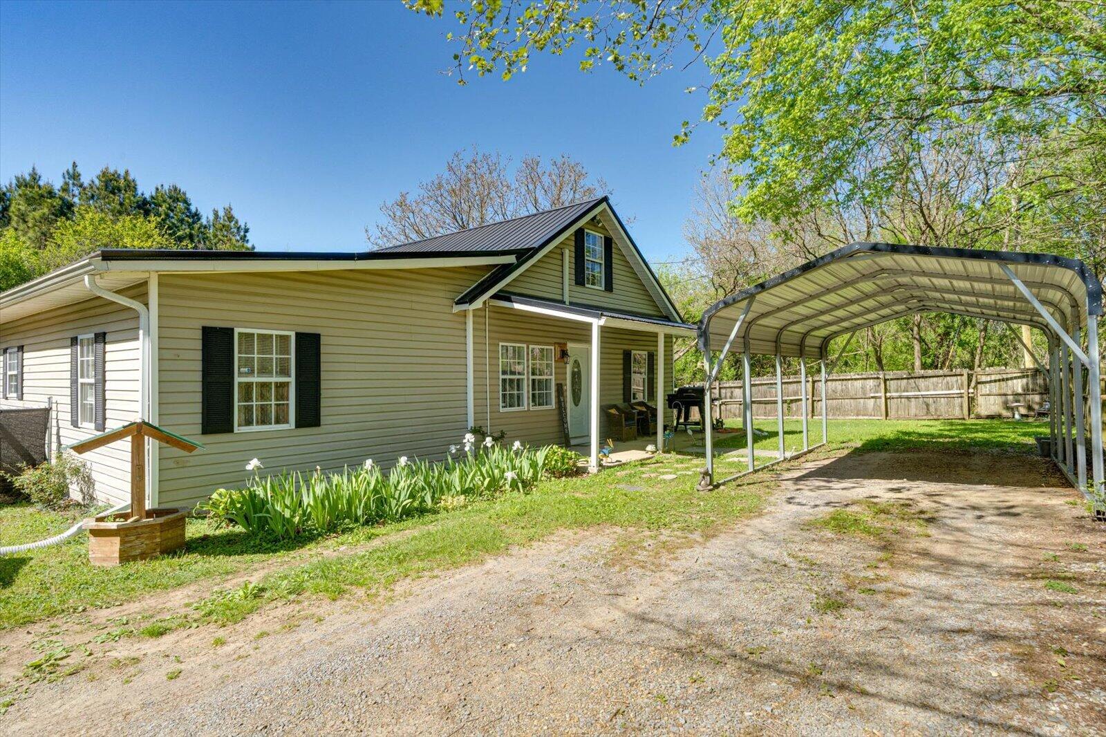 5810 Highway 151, LaFayette