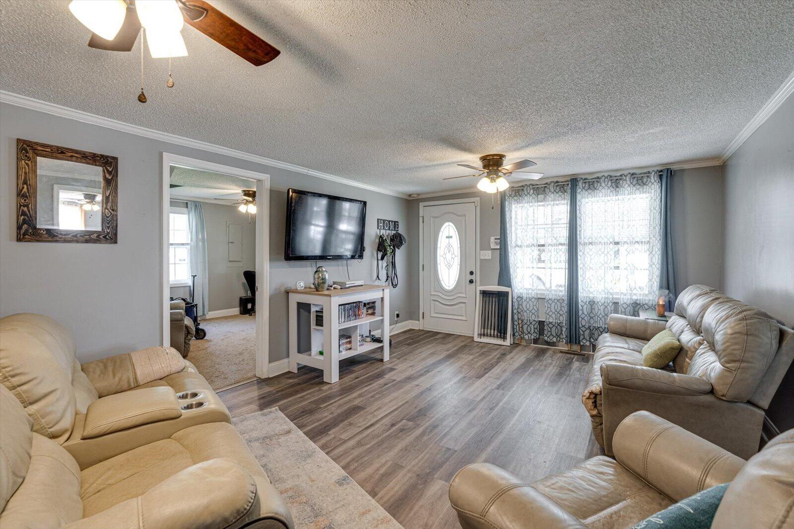 5810 Highway 151, LaFayette